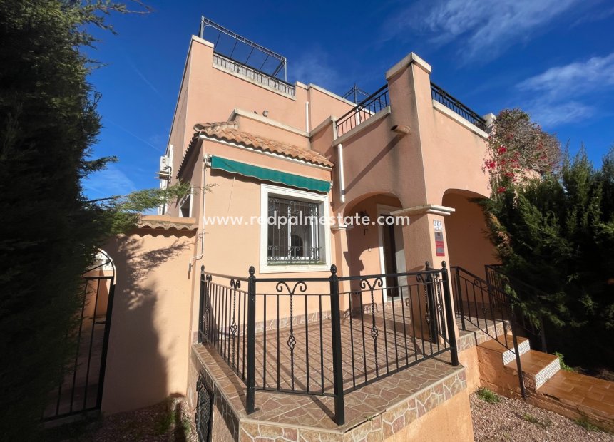 Reventa - Casa Adosada -
Montesinos - Los Montesinos