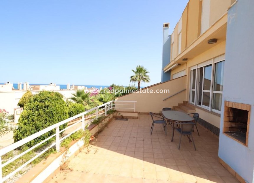 Reventa - Casa Adosada -
Orihuela Costa - Cabo Roig