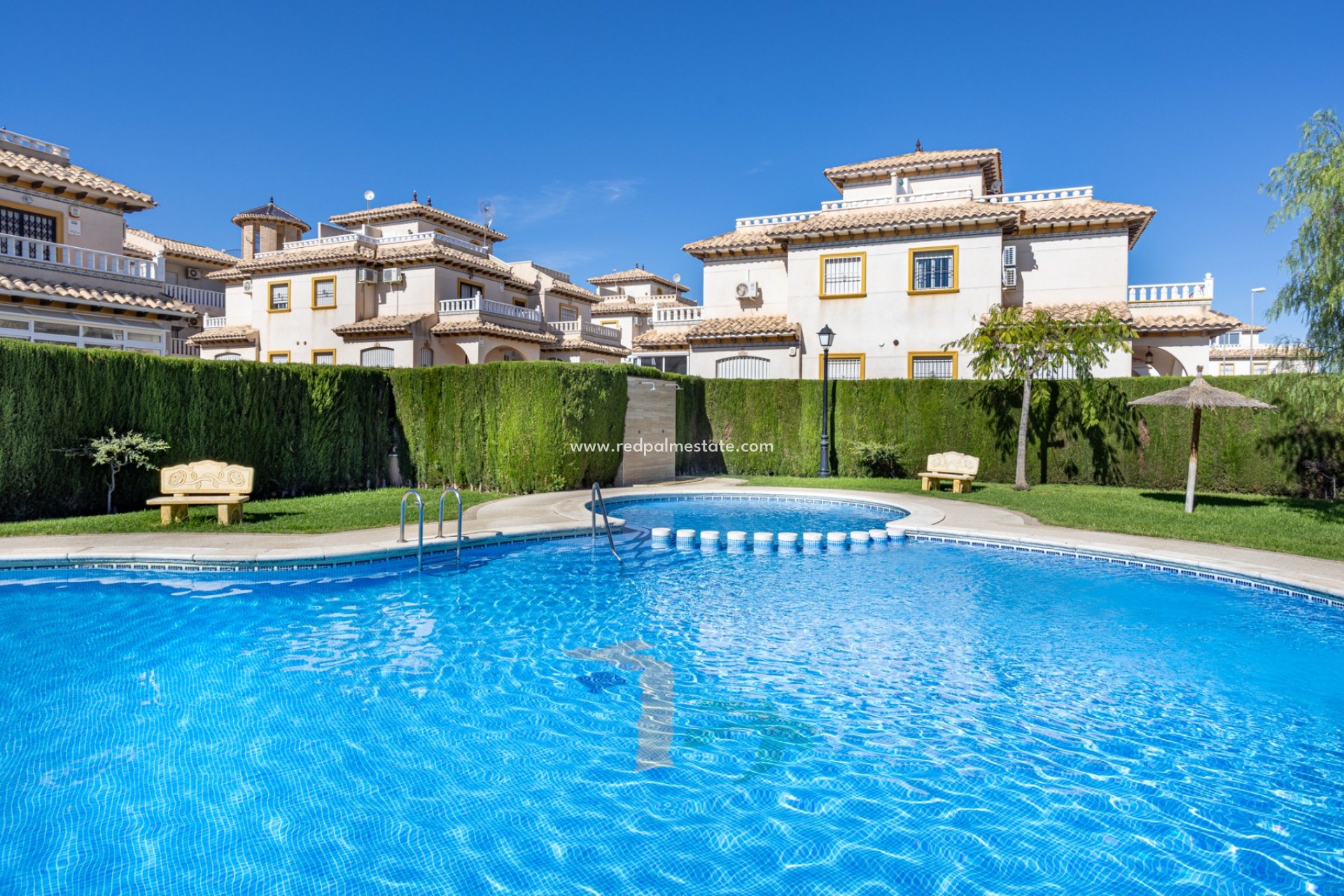 Reventa - Casa Adosada -
Orihuela Costa - Cabo Roig