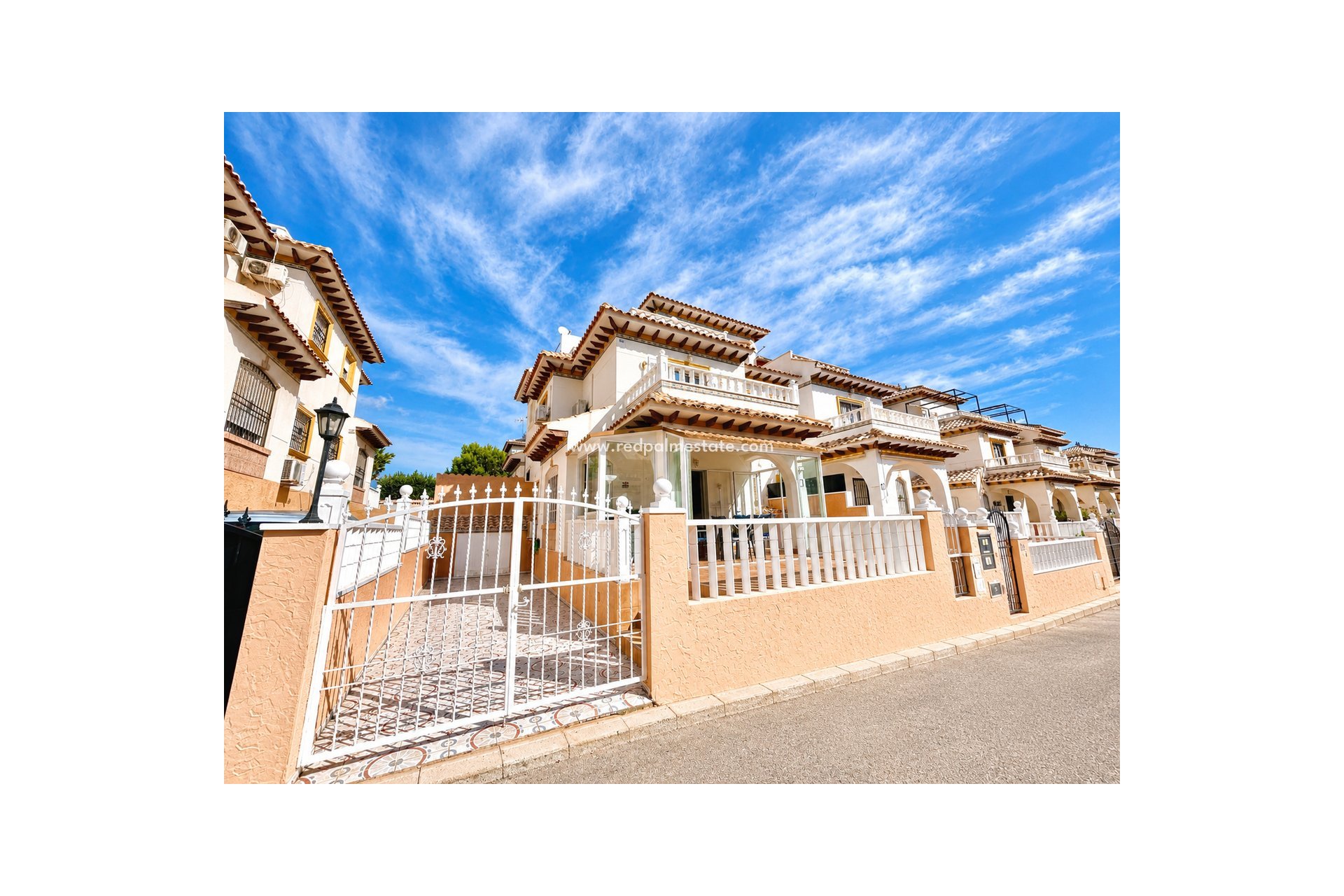 Reventa - Casa Adosada -
Orihuela Costa - Cabo Roig