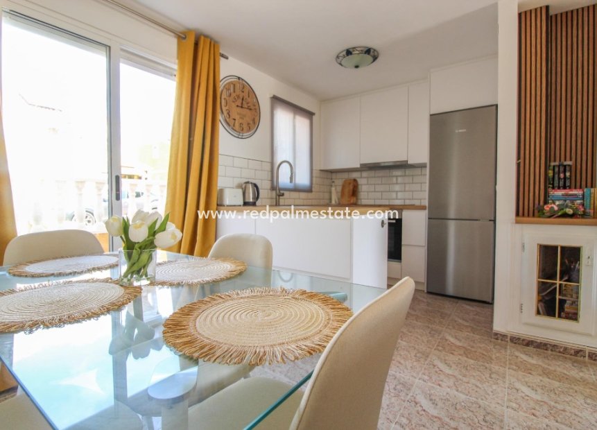 Reventa - Casa Adosada -
Orihuela Costa - Cabo Roig