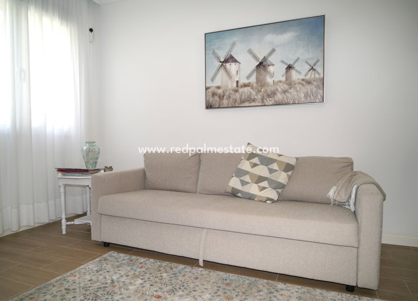 Reventa - Casa Adosada -
Orihuela Costa - Costa Blanca