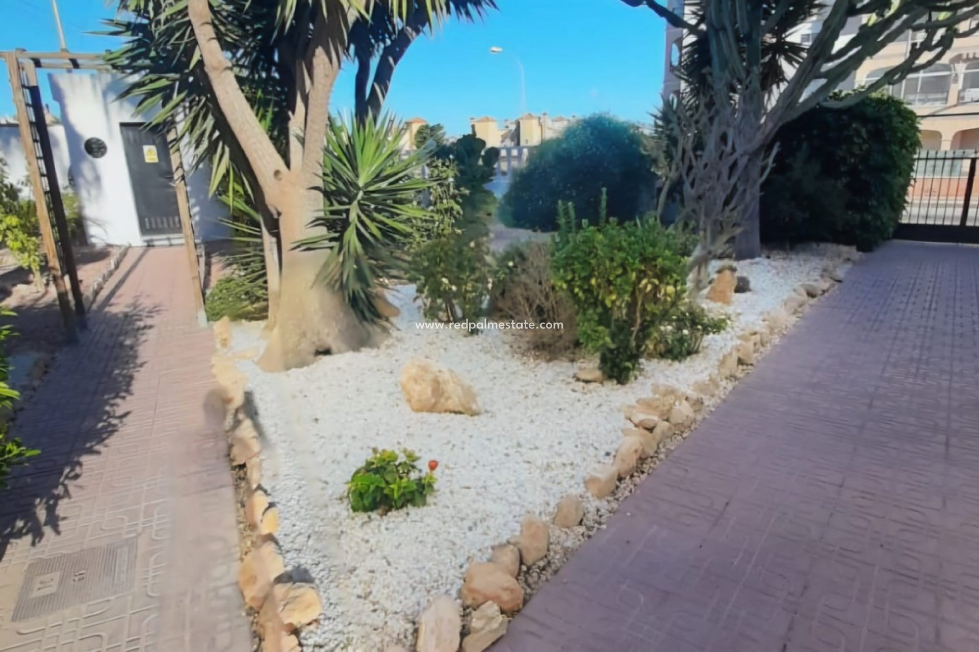 Reventa - Casa Adosada -
Orihuela Costa - Costa Blanca