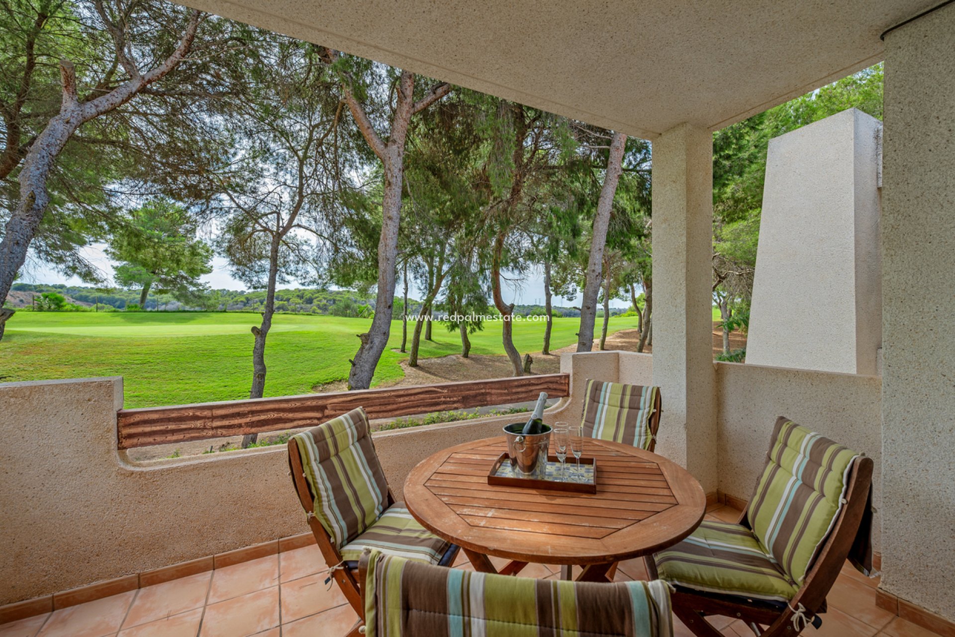 Reventa - Casa Adosada -
Orihuela Costa - Dehesa de campoamor