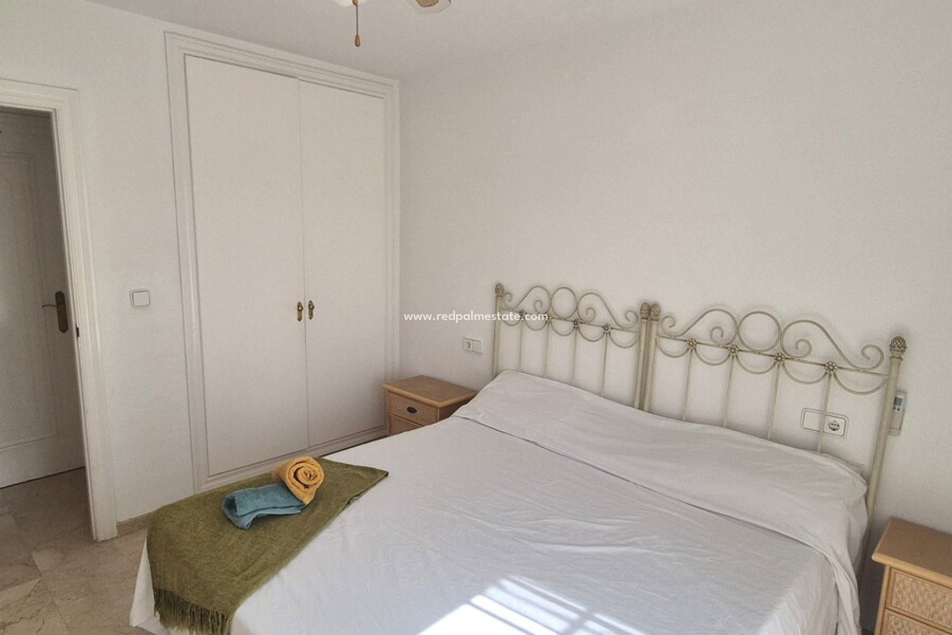 Reventa - Casa Adosada -
Orihuela Costa - Inland