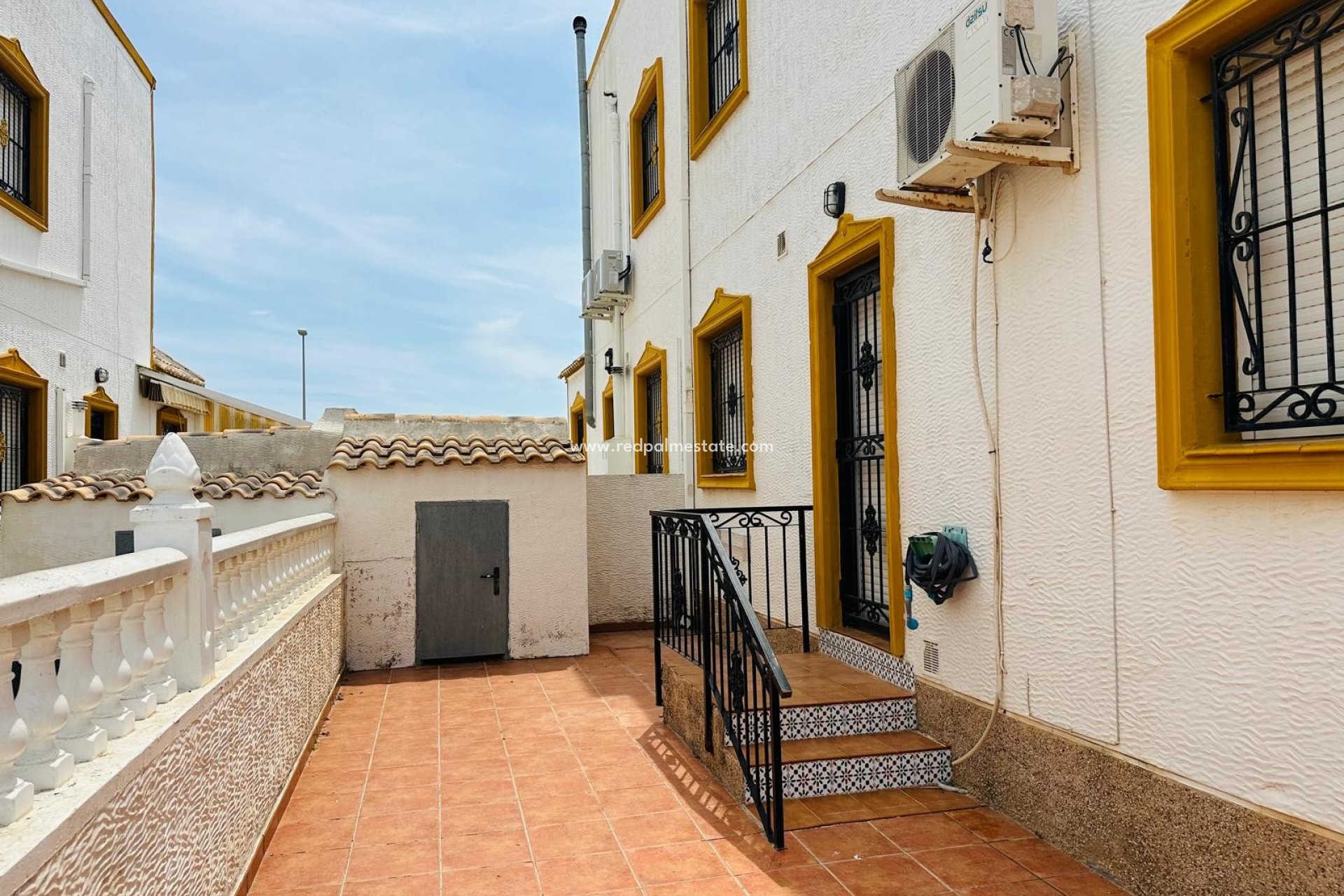 Reventa - Casa Adosada -
Orihuela Costa - Inland
