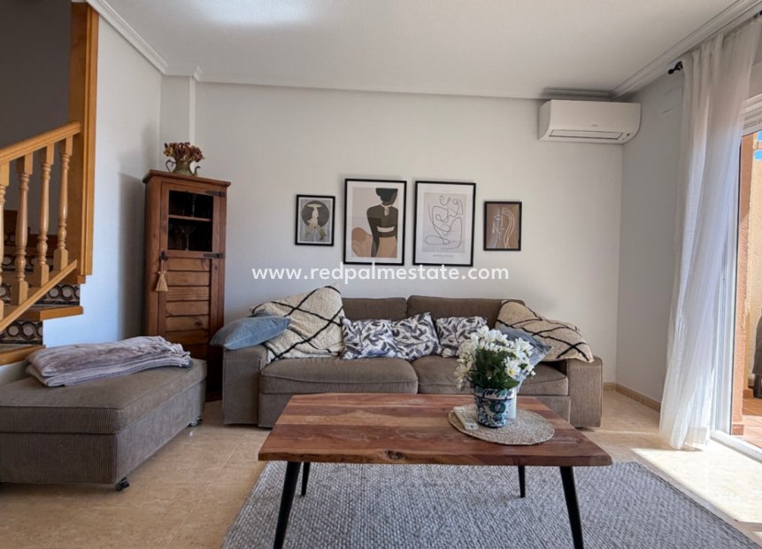 Reventa - Casa Adosada -
Orihuela Costa - Inland