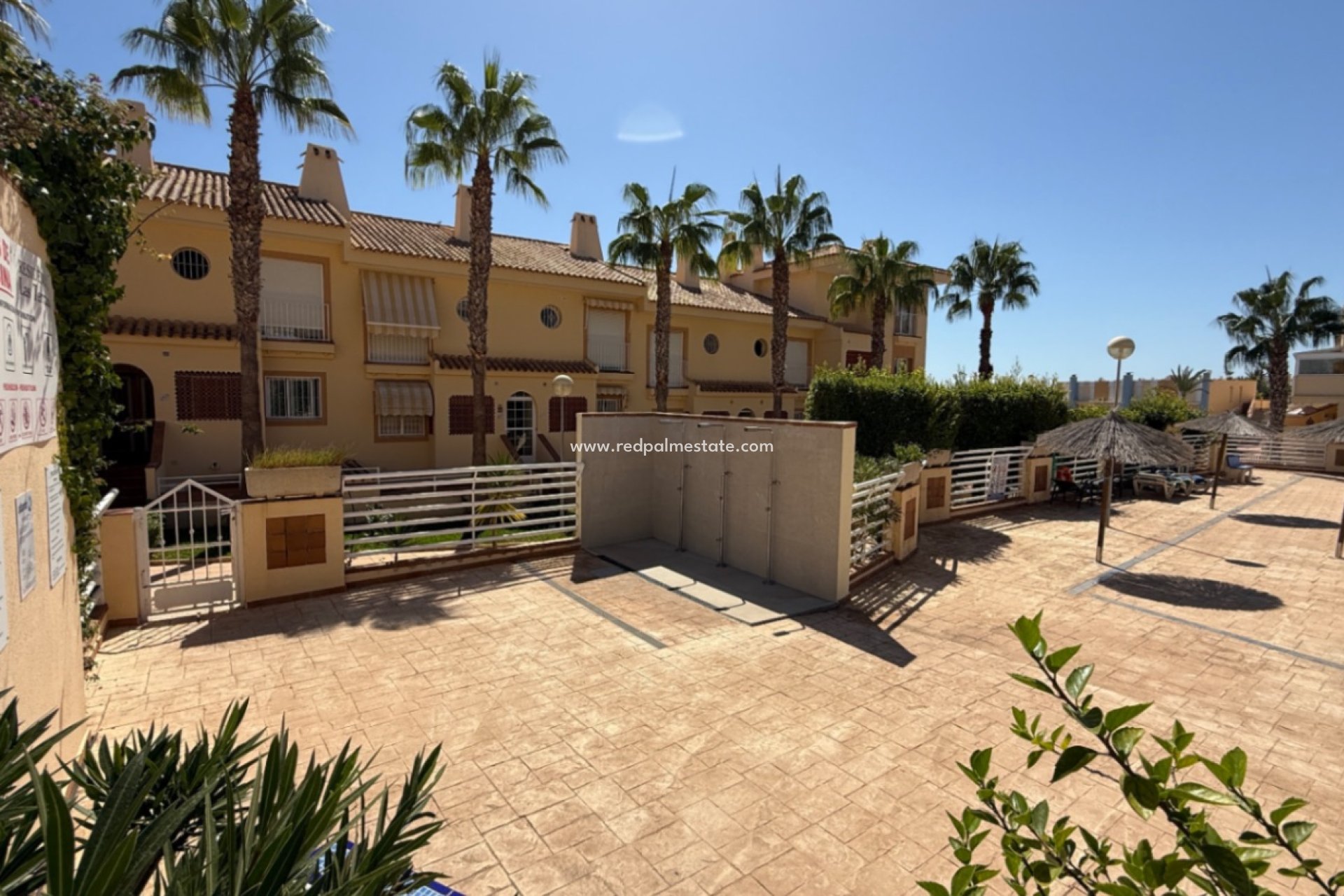 Reventa - Casa Adosada -
Orihuela Costa - Inland