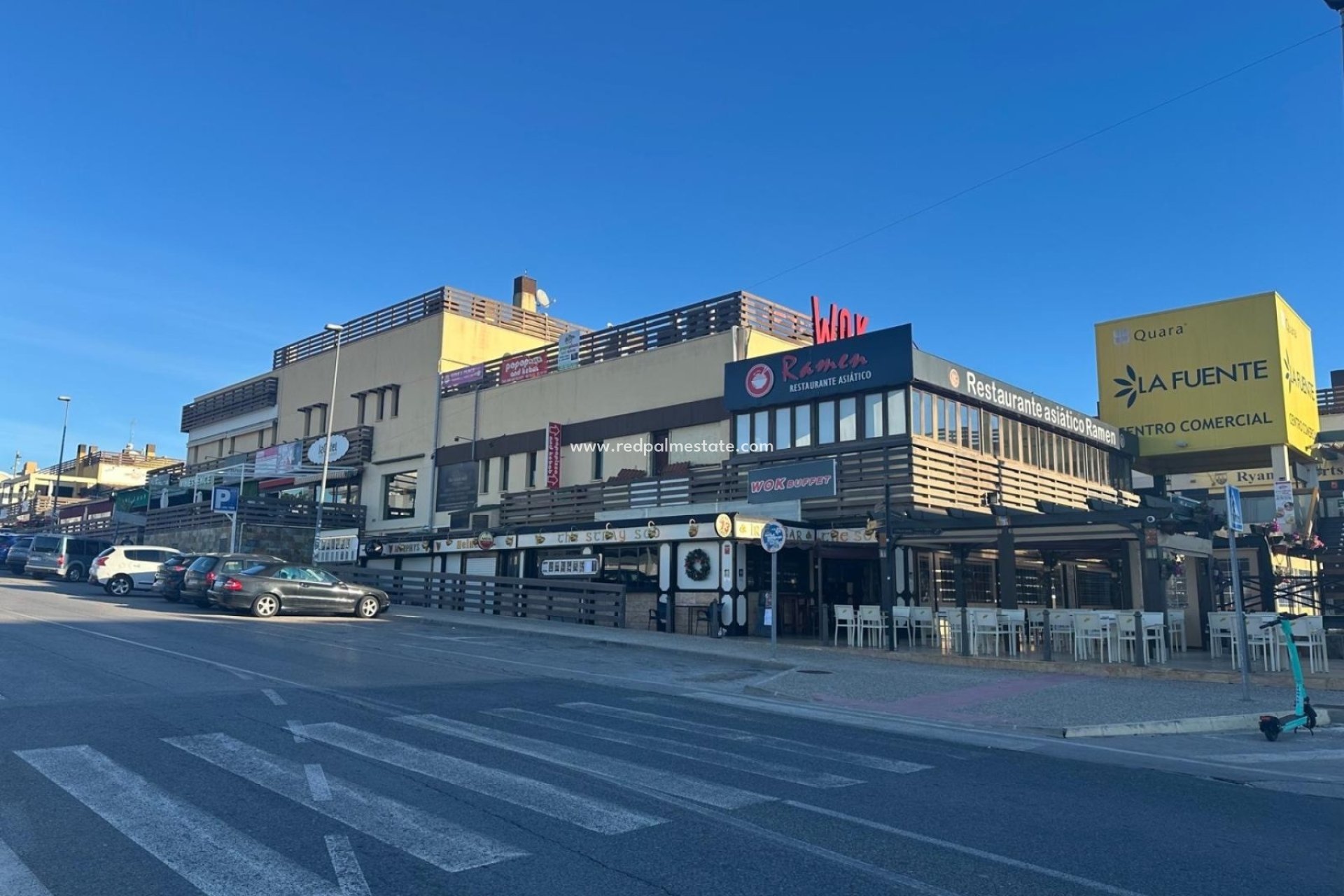 Reventa - Casa Adosada -
Orihuela Costa - Inland