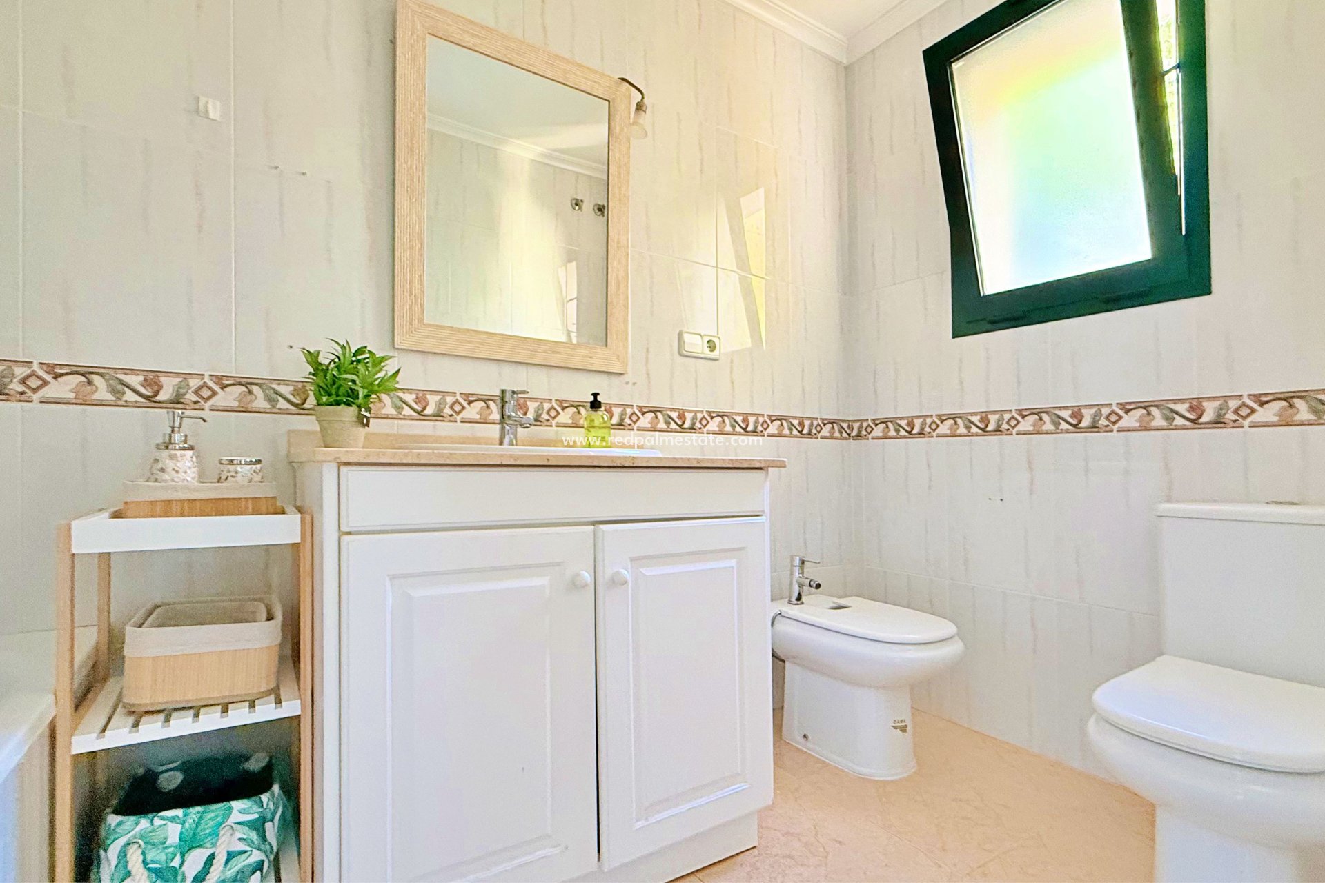 Reventa - Casa Adosada -
Orihuela Costa - Inland