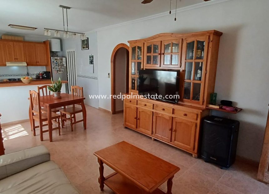 Reventa - Casa Adosada -
Orihuela Costa - La Chismosa