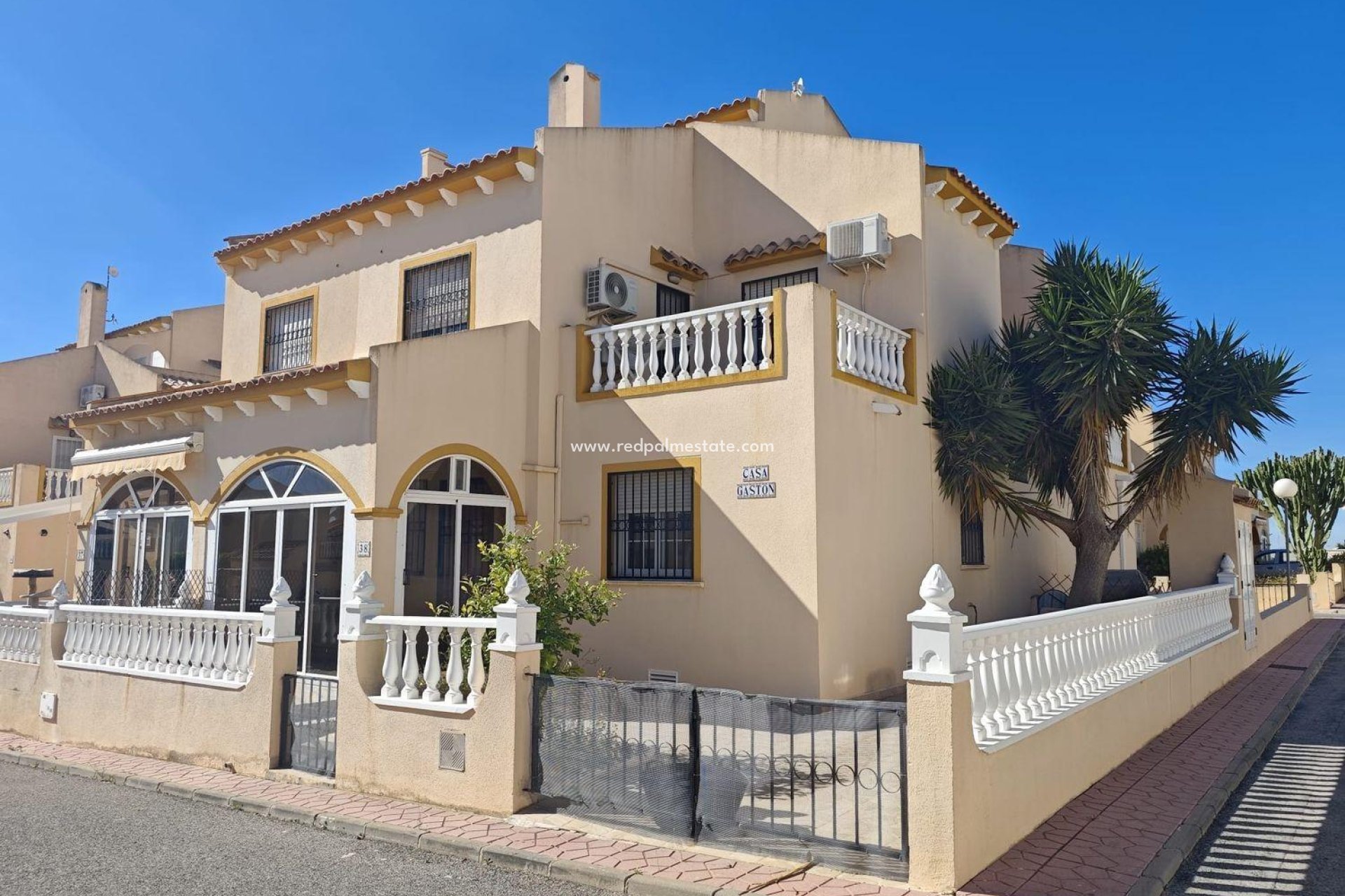 Reventa - Casa Adosada -
Orihuela Costa - La Florida