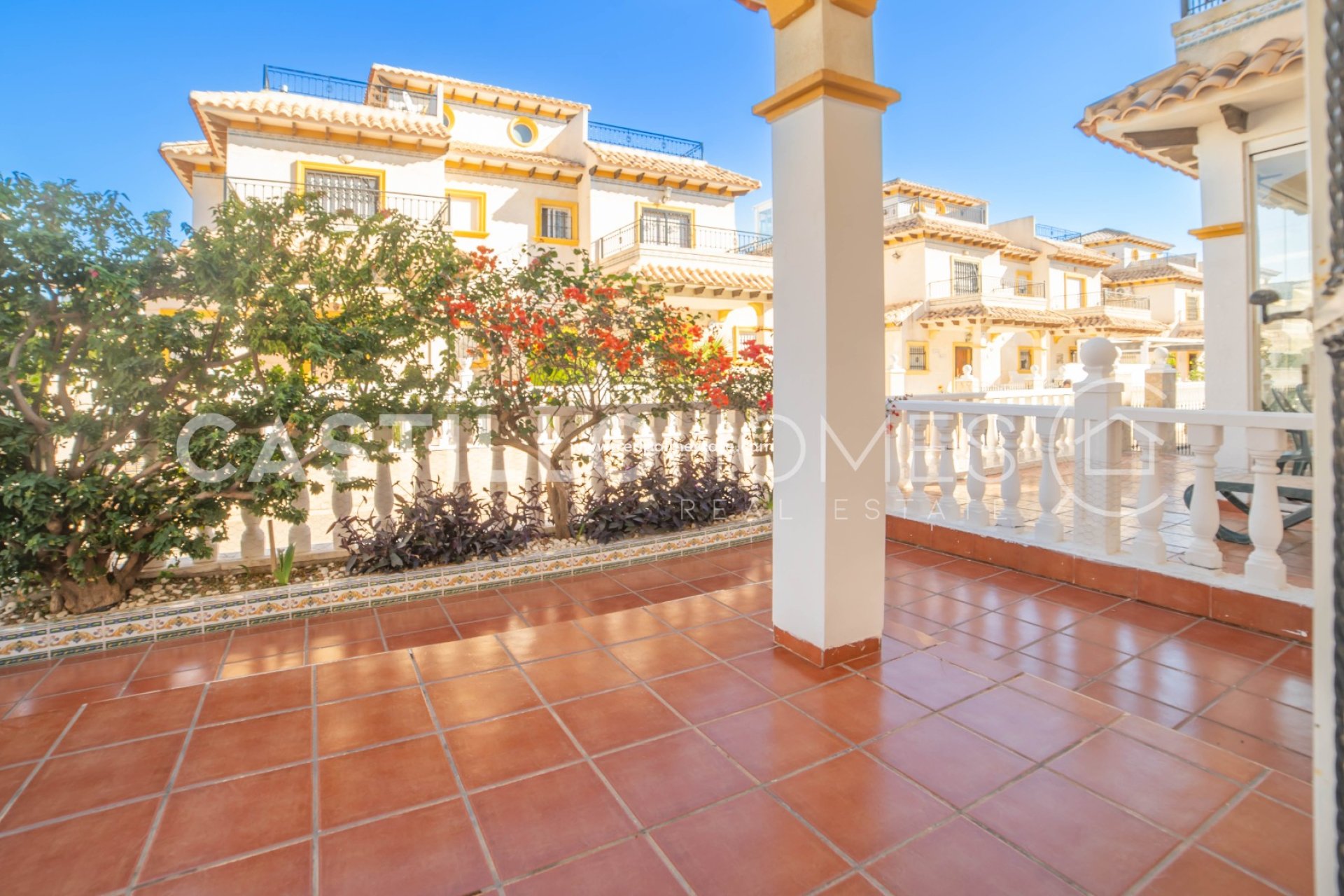 Reventa - Casa Adosada -
Orihuela Costa - La Regia