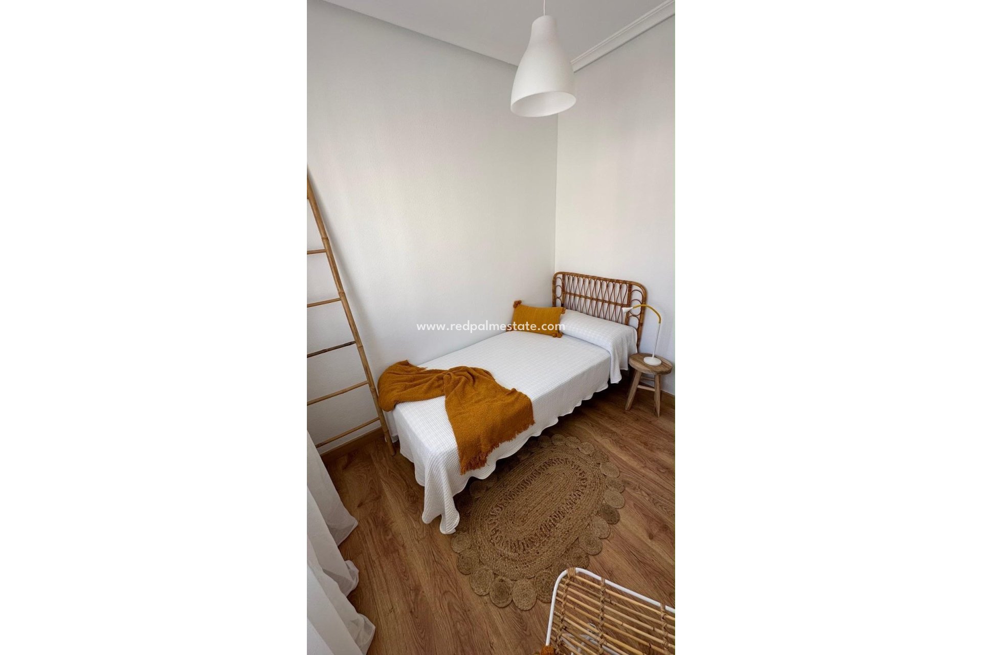 Reventa - Casa Adosada -
Orihuela Costa - La Zenia