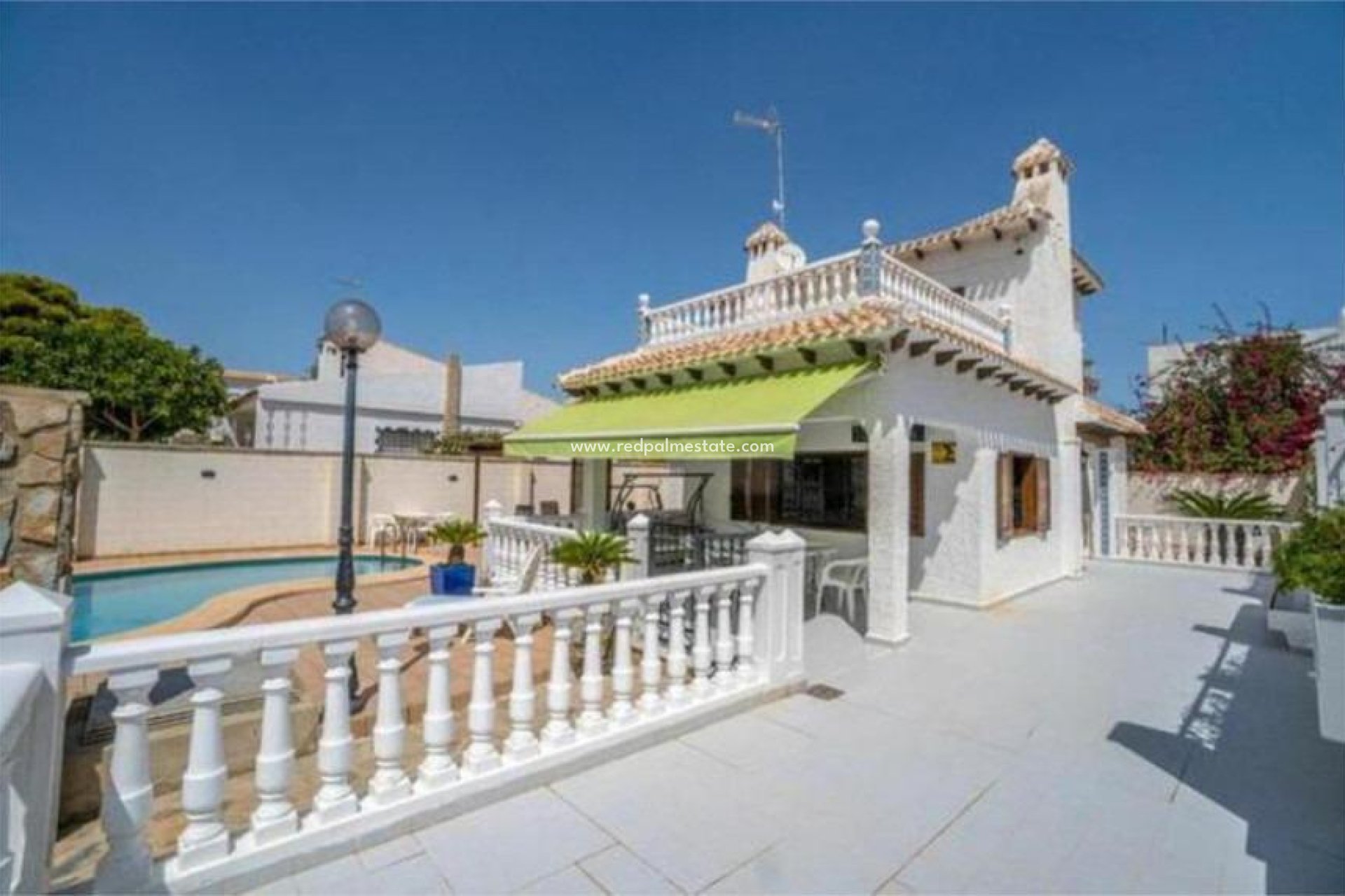Reventa - Casa Adosada -
Orihuela Costa - La Zenia