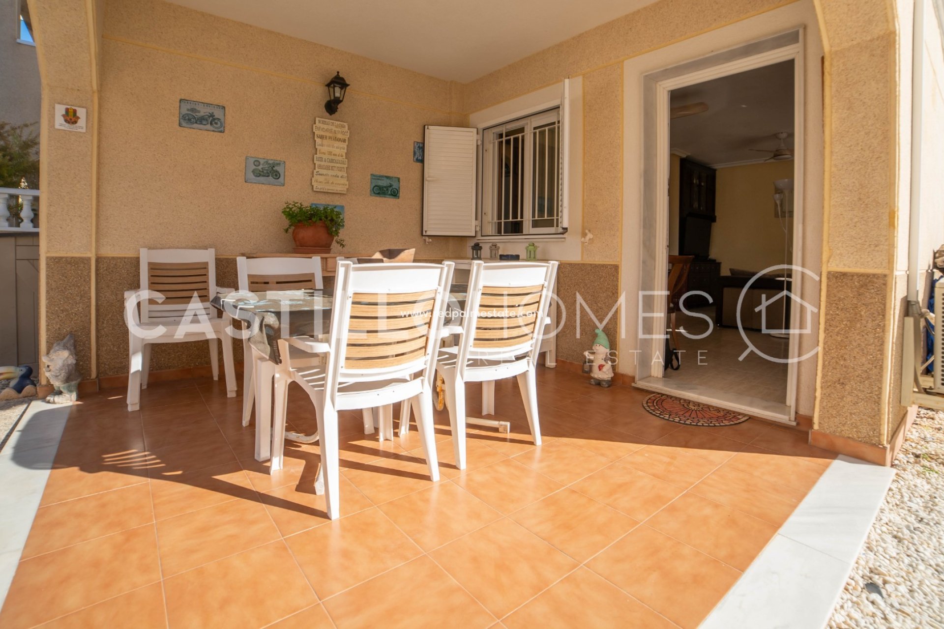 Reventa - Casa Adosada -
Orihuela Costa - La Zenia