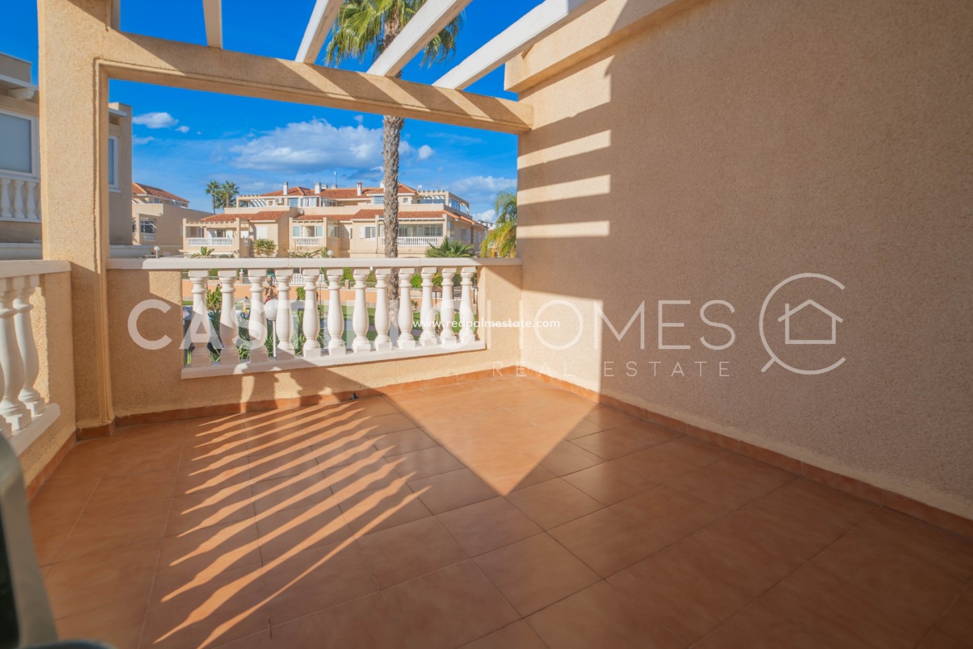 Reventa - Casa Adosada -
Orihuela Costa - La Zenia