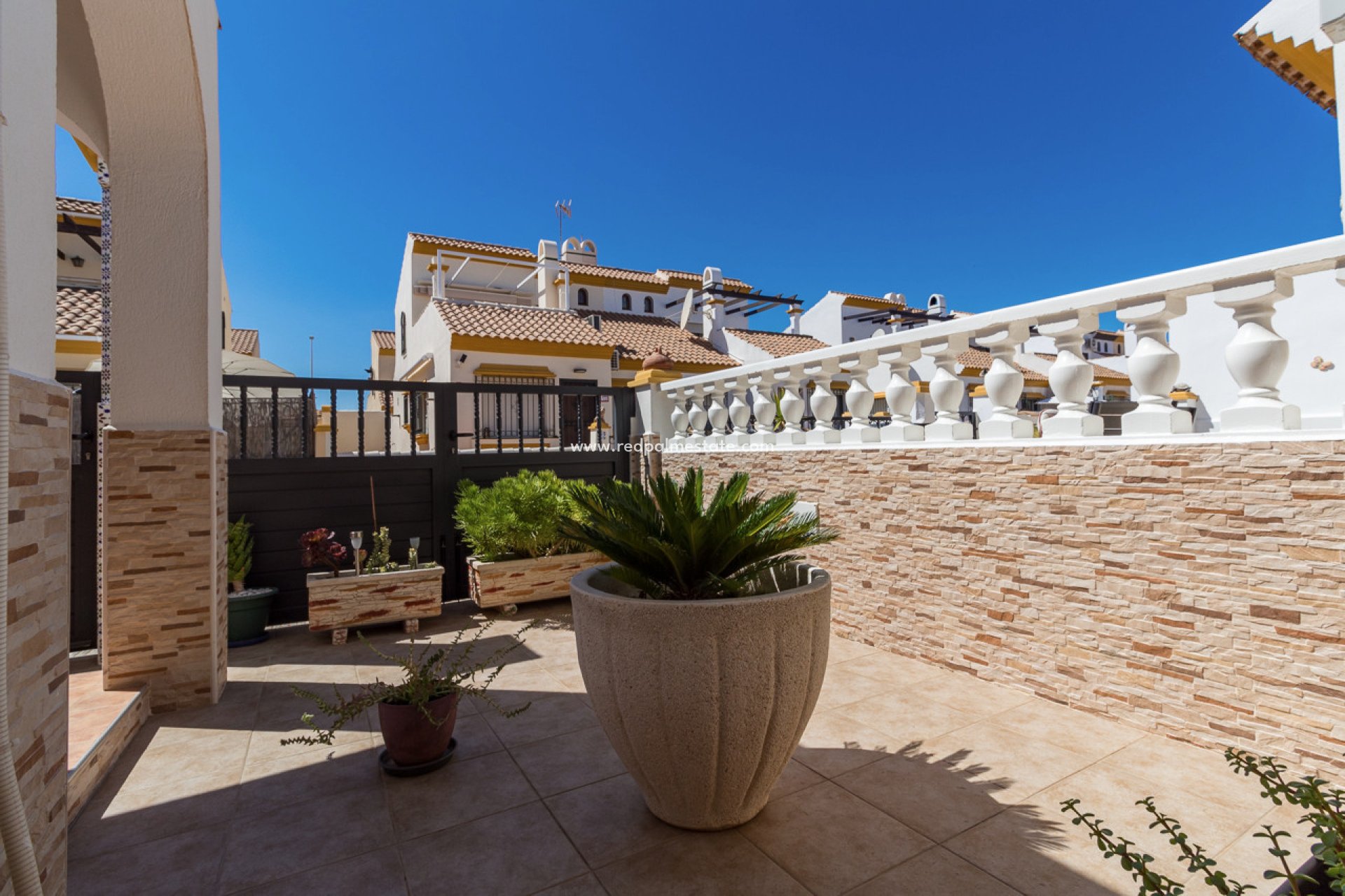 Reventa - Casa Adosada -
Orihuela Costa - La Zenia