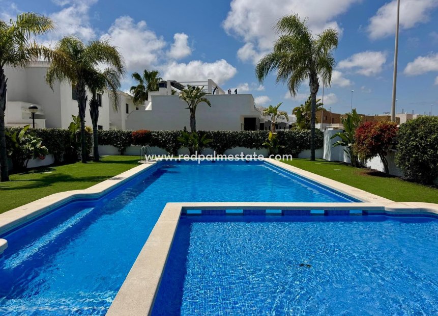 Reventa - Casa Adosada -
Orihuela Costa - Lomas de Cabo Roig
