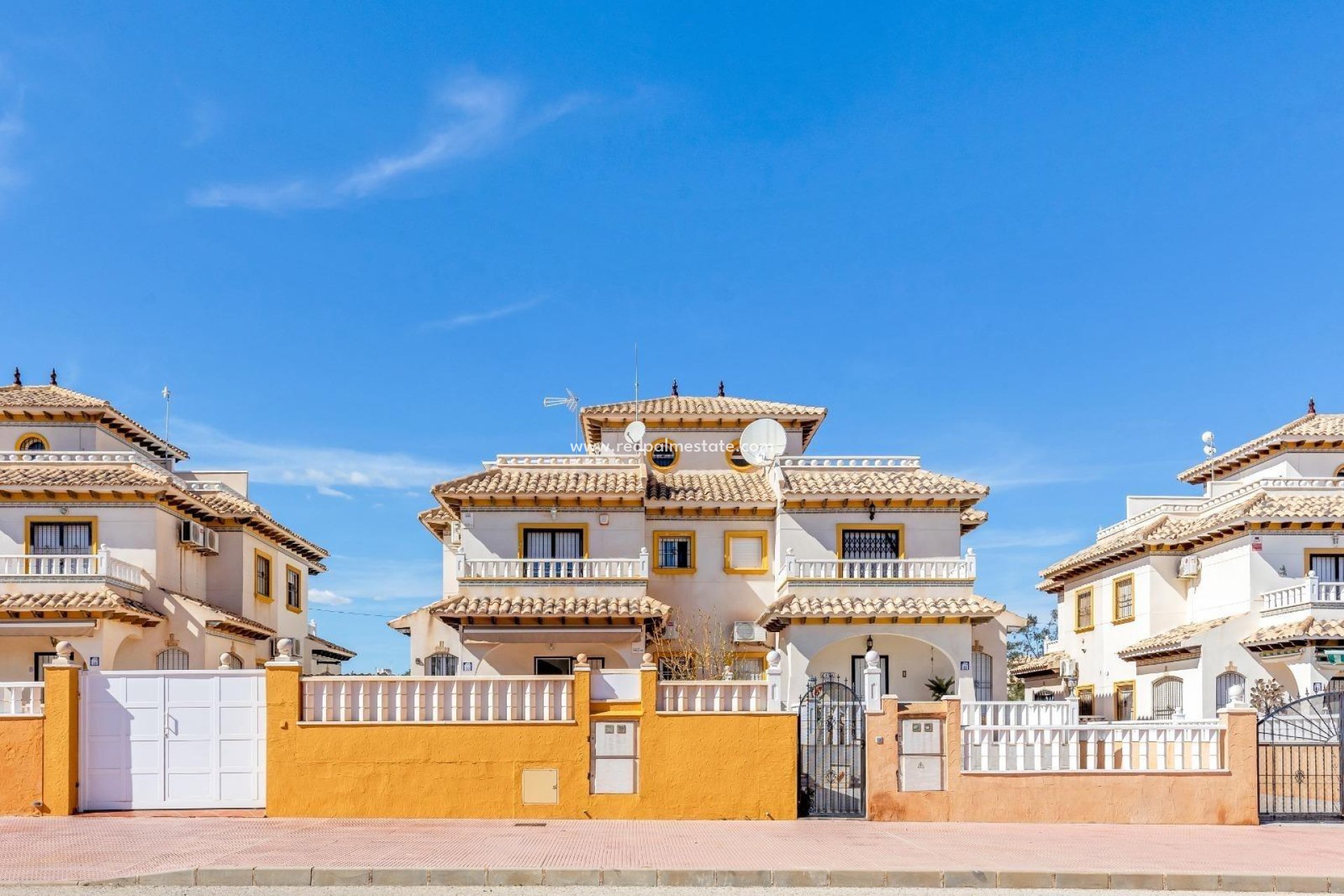 Reventa - Casa Adosada -
Orihuela Costa - Lomas de Cabo Roig