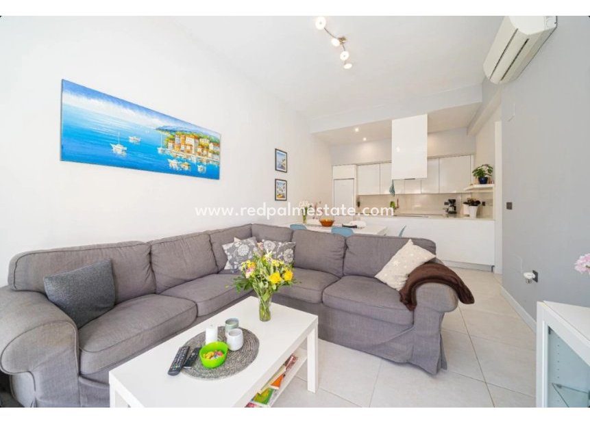 Reventa - Casa Adosada -
Orihuela Costa - Lomas de Cabo Roig