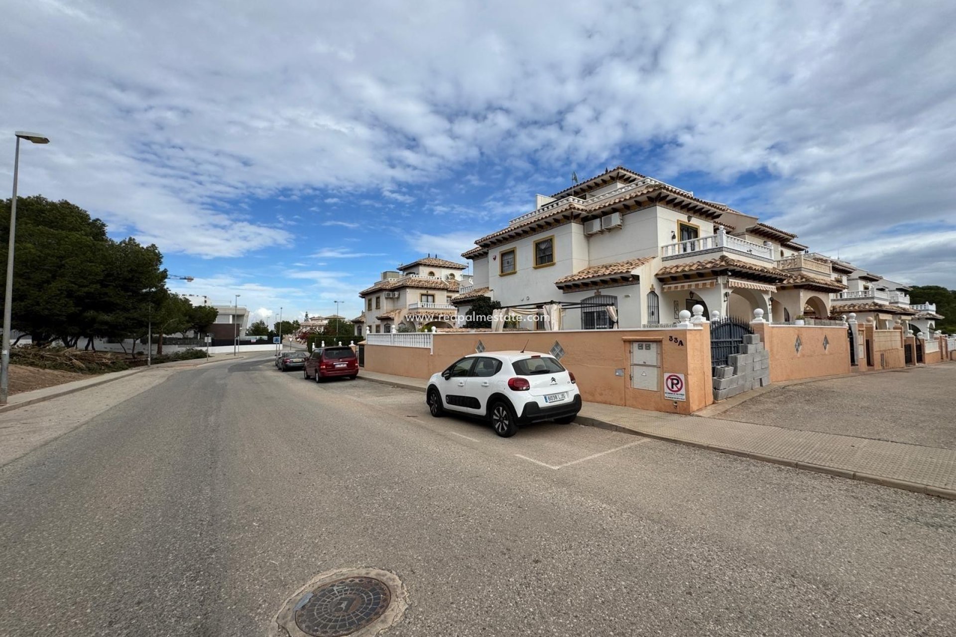 Reventa - Casa Adosada -
Orihuela Costa - Lomas de Cabo Roig