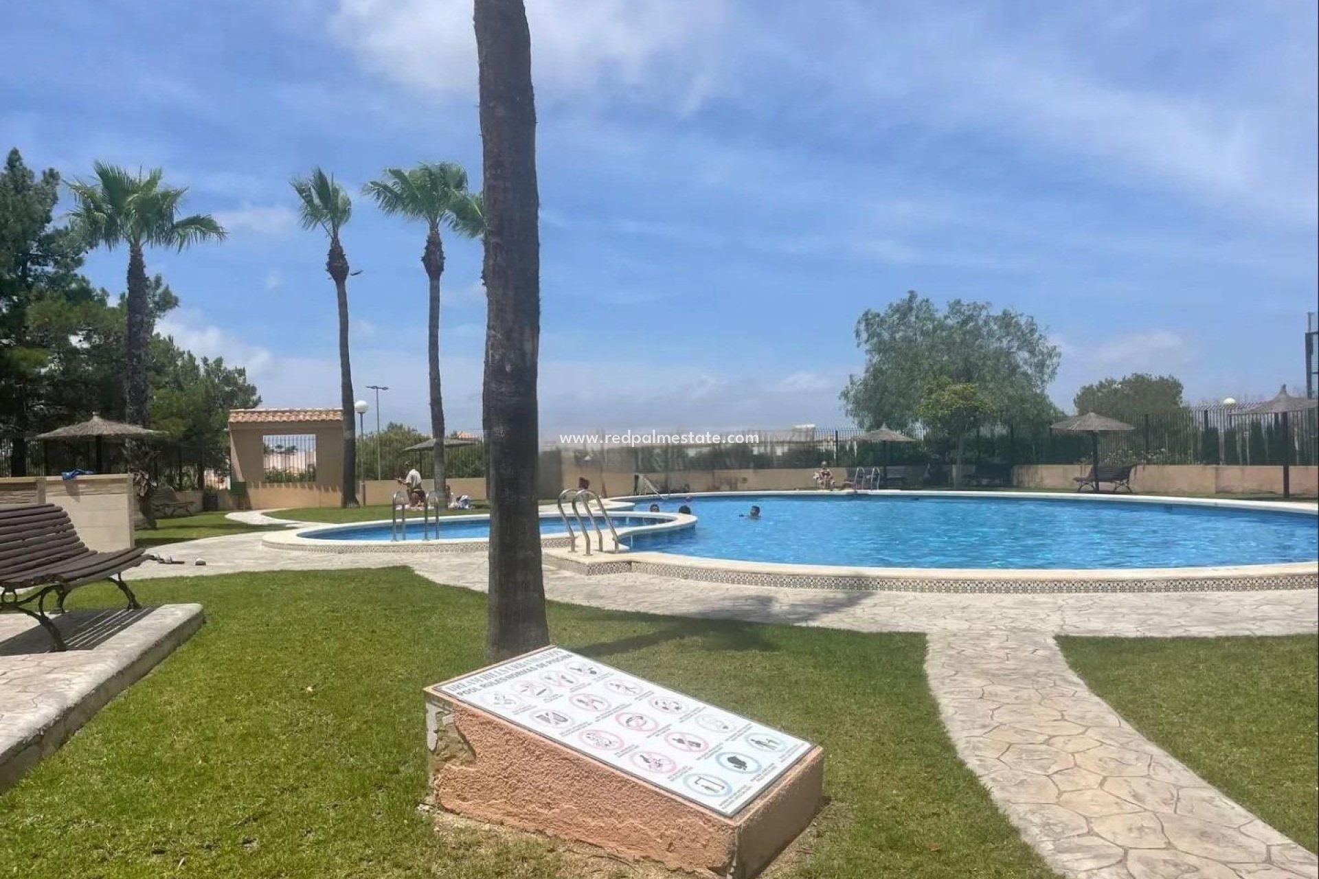 Reventa - Casa Adosada -
Orihuela Costa - Los Almendros-la Florida