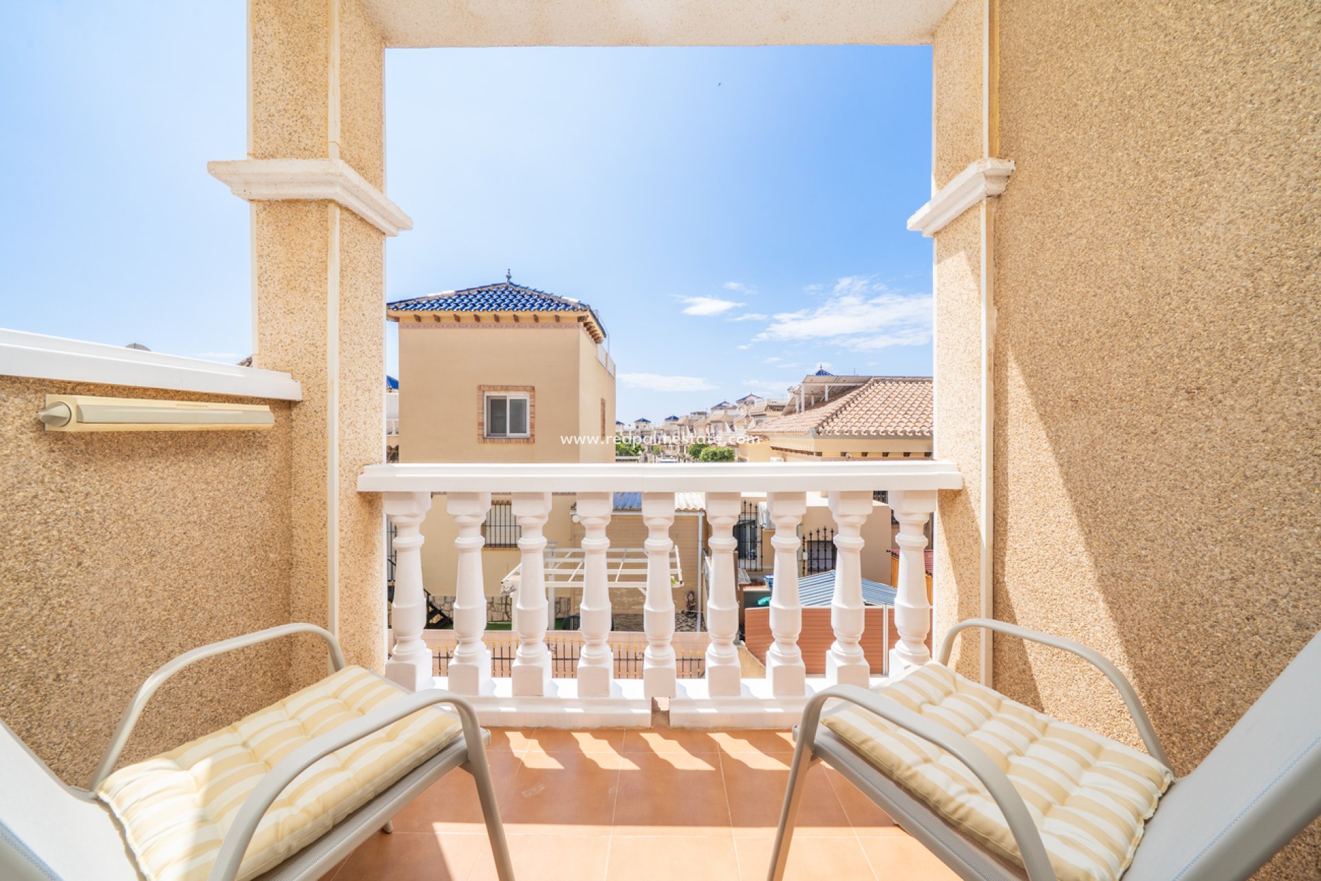 Reventa - Casa Adosada -
Orihuela Costa - Los Almendros - La Florida