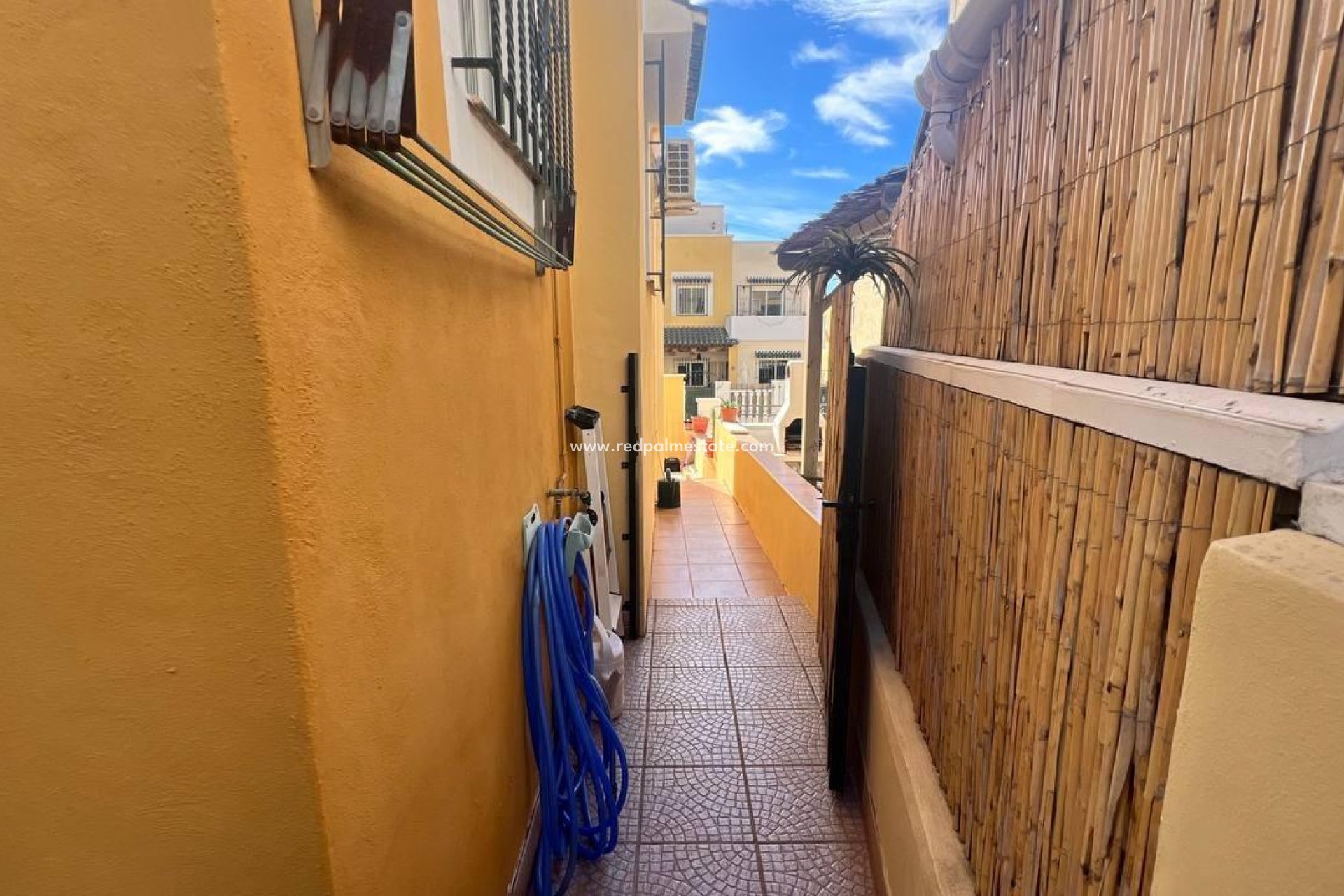 Reventa - Casa Adosada -
Orihuela Costa - Los Almendros-la Florida