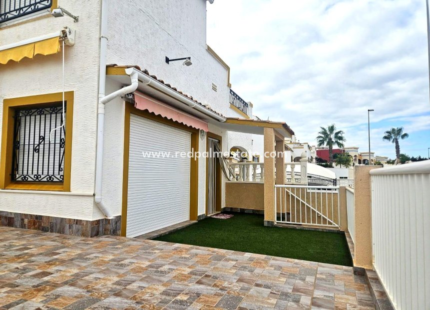 Reventa - Casa Adosada -
Orihuela Costa - Los Almendros-la Florida