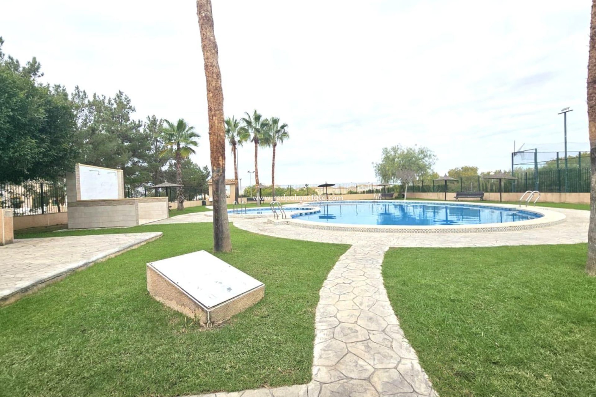Reventa - Casa Adosada -
Orihuela Costa - Los Almendros-la Florida