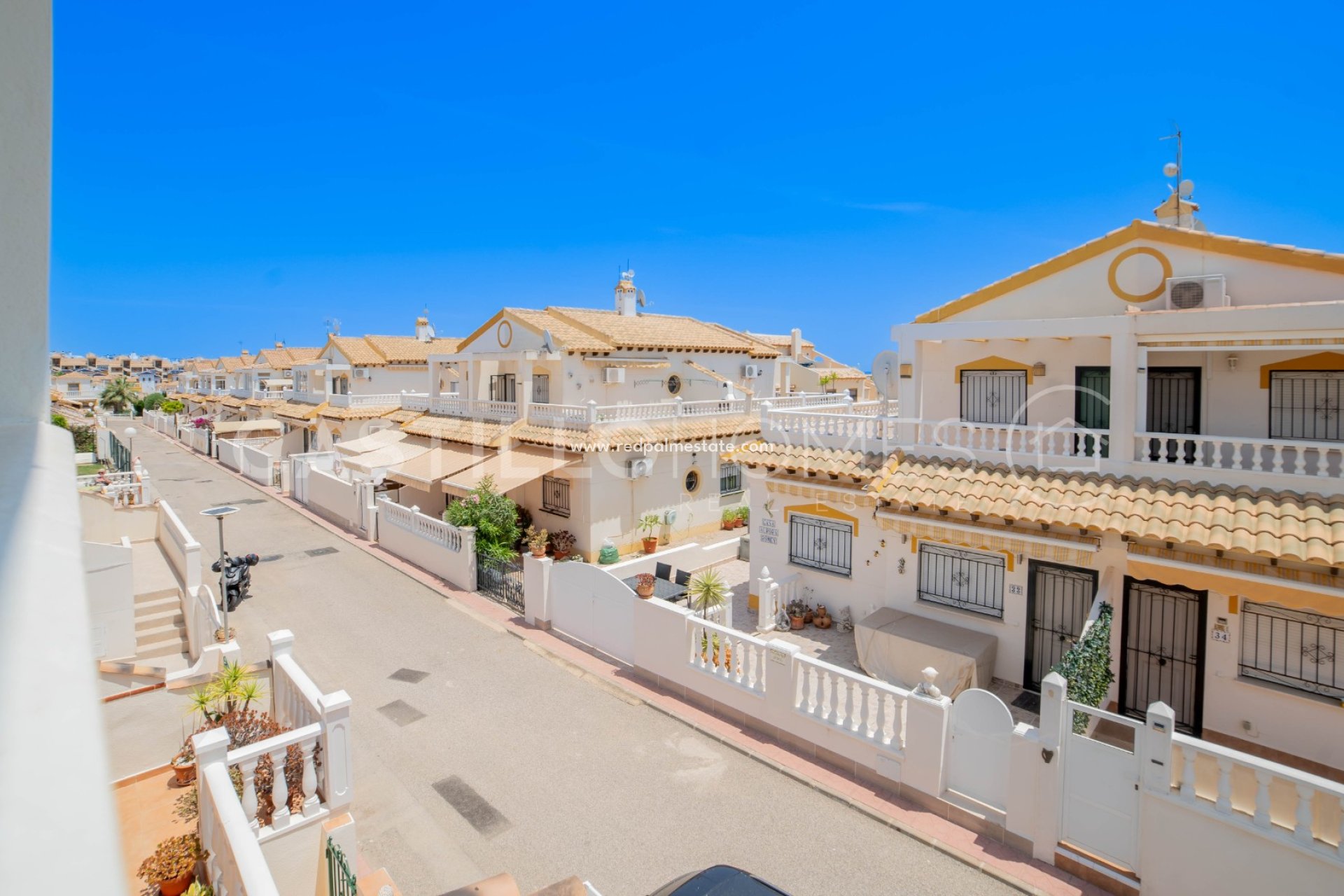 Reventa - Casa Adosada -
Orihuela Costa - Los balcones