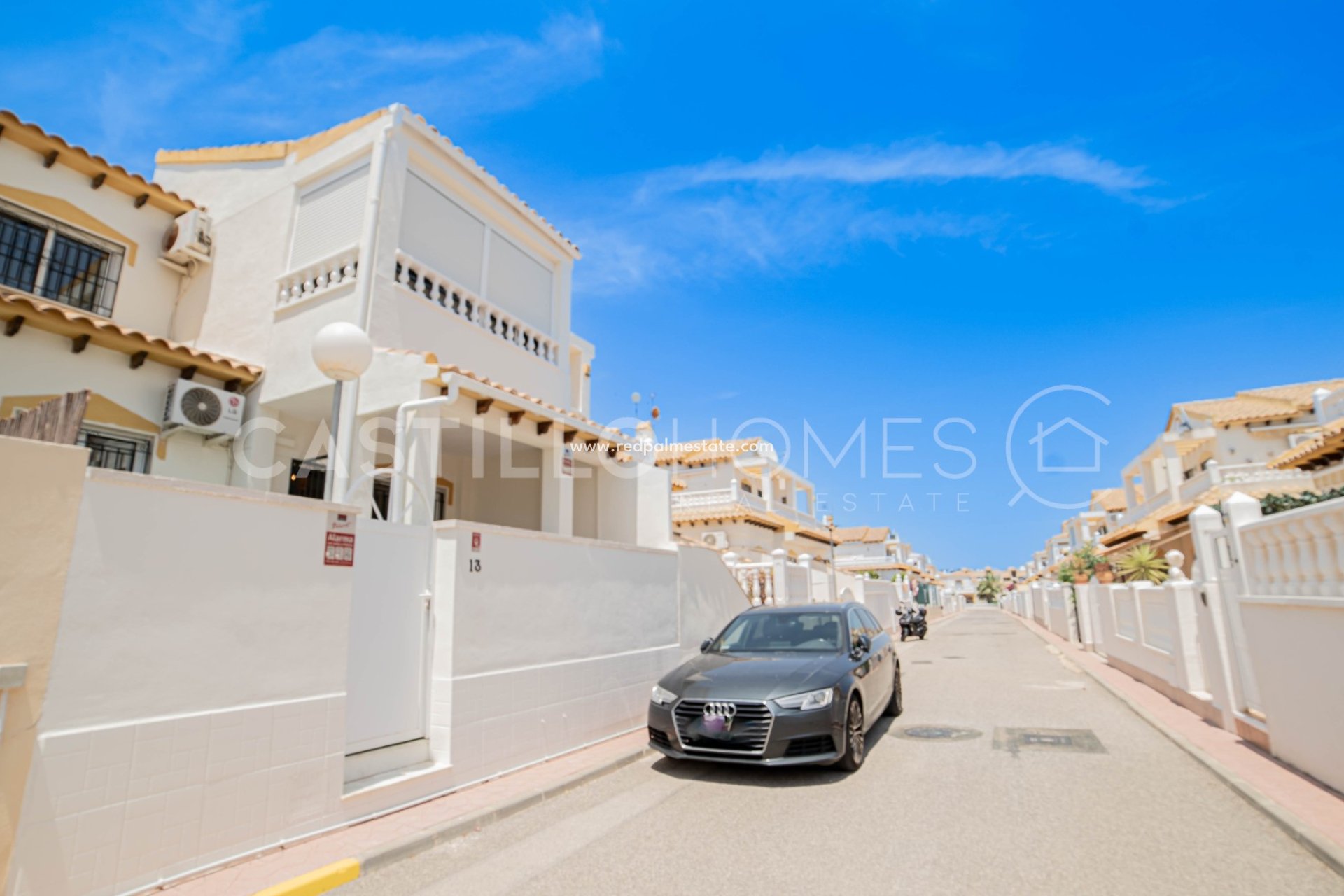 Reventa - Casa Adosada -
Orihuela Costa - Los balcones
