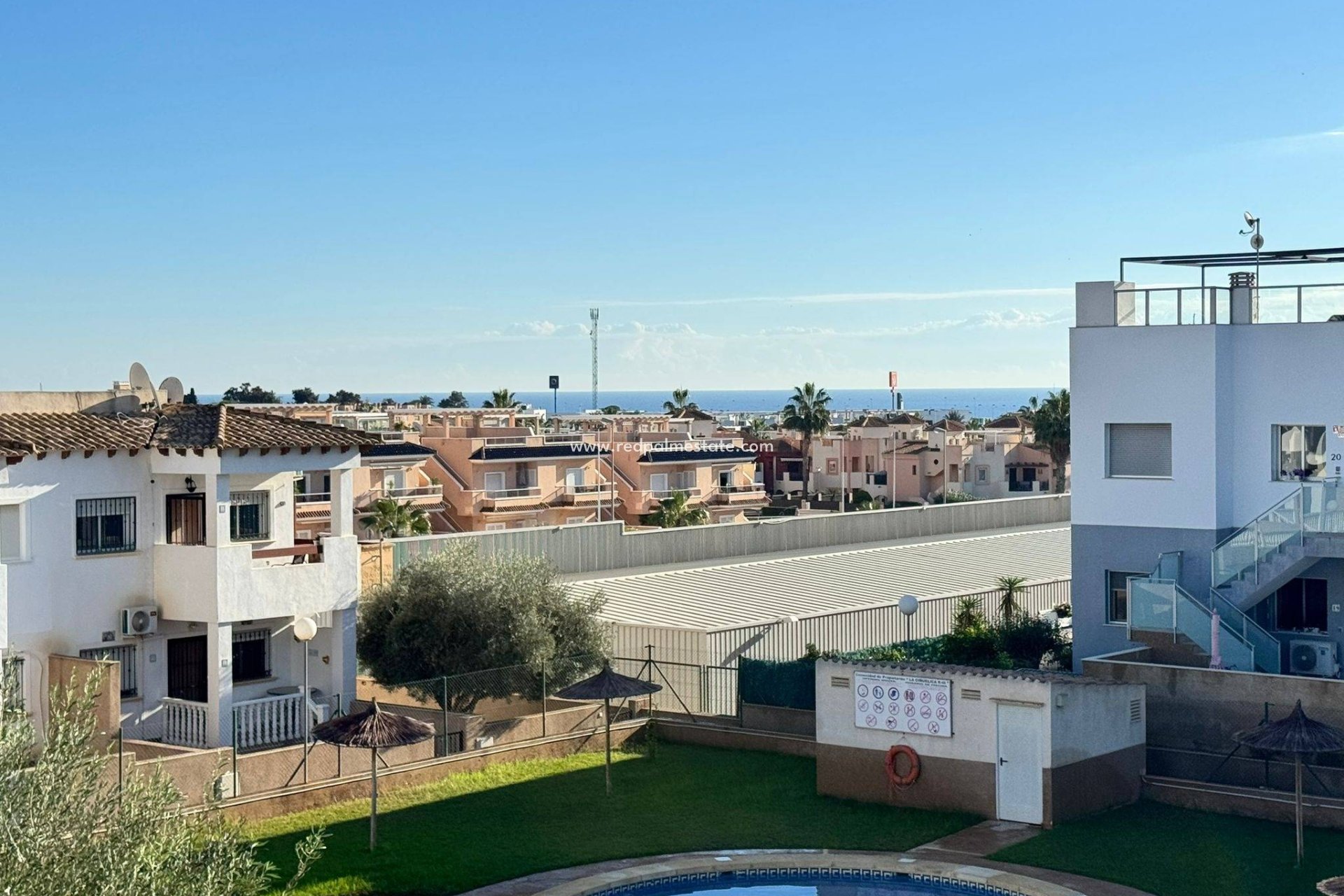 Reventa - Casa Adosada -
Orihuela Costa - Los balcones