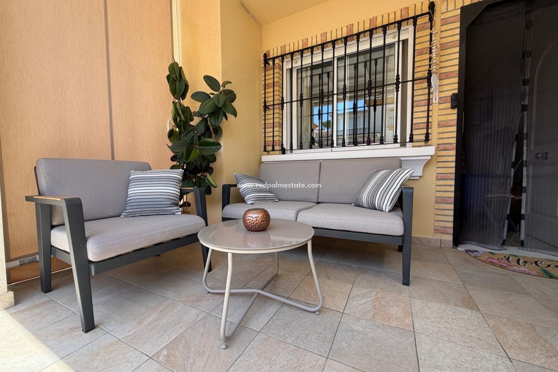 Reventa - Casa Adosada -
Orihuela Costa - Los Dolses