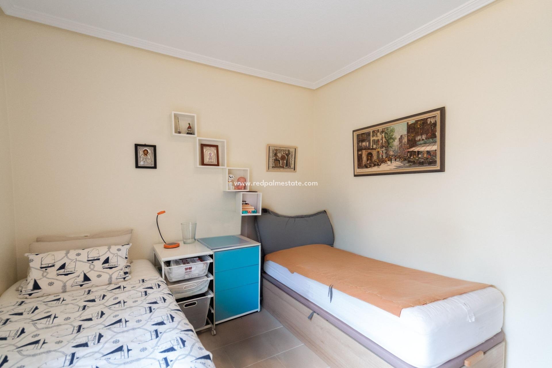 Reventa - Casa Adosada -
Orihuela Costa - Los Dolses