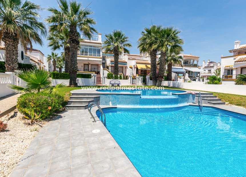 Reventa - Casa Adosada -
Orihuela Costa - Los Dolses