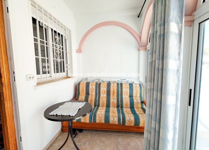 Reventa - Casa Adosada -
Orihuela Costa - Playa Flamenca