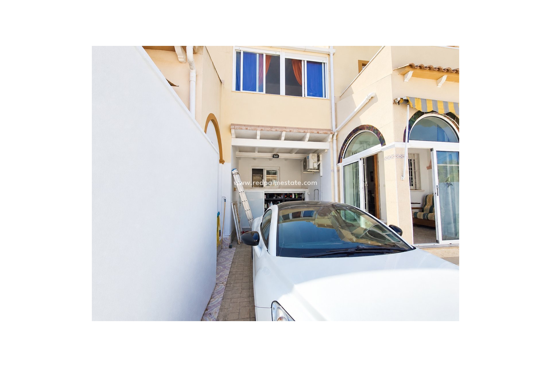 Reventa - Casa Adosada -
Orihuela Costa - Playa Flamenca
