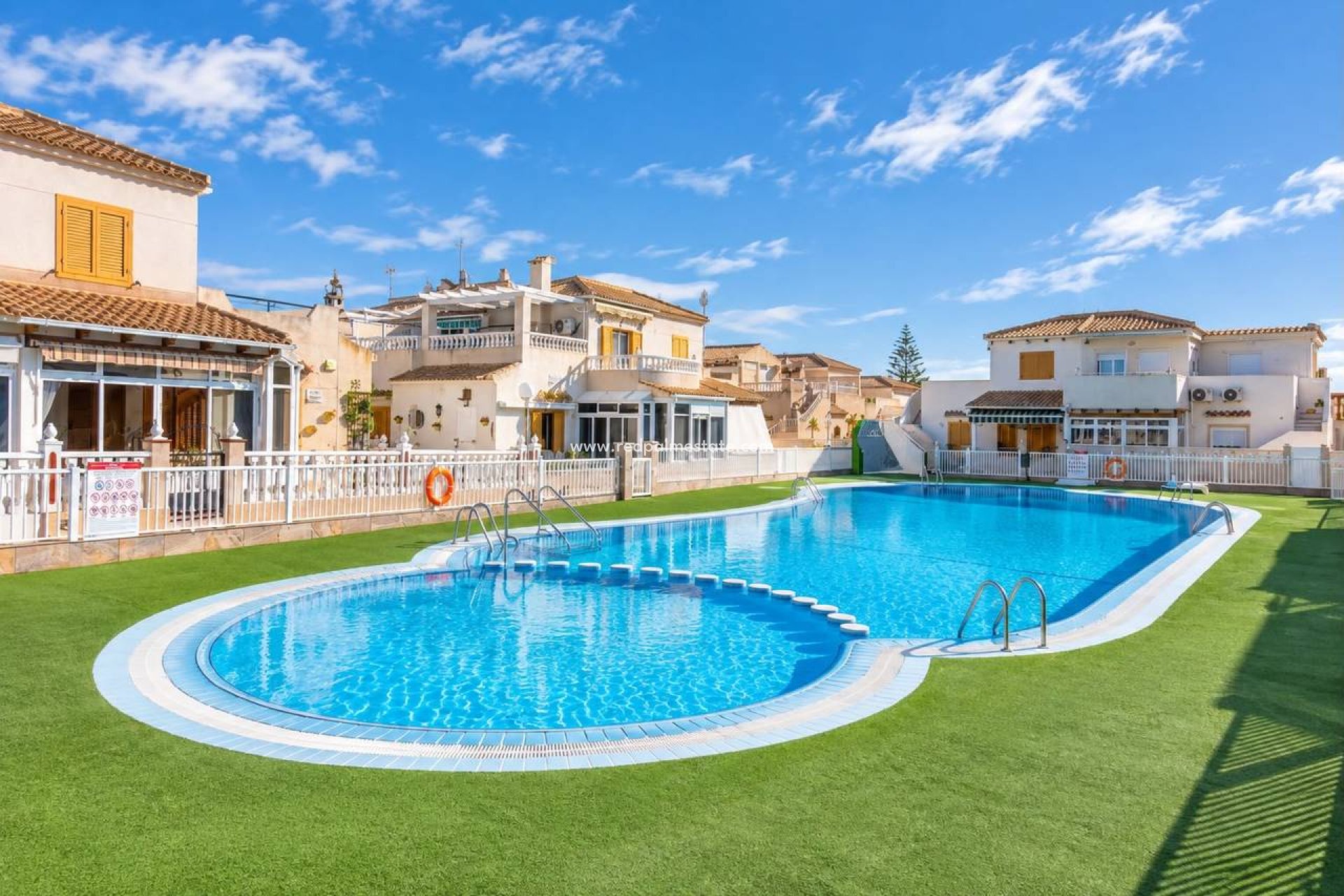 Reventa - Casa Adosada -
Orihuela Costa - Playa Flamenca
