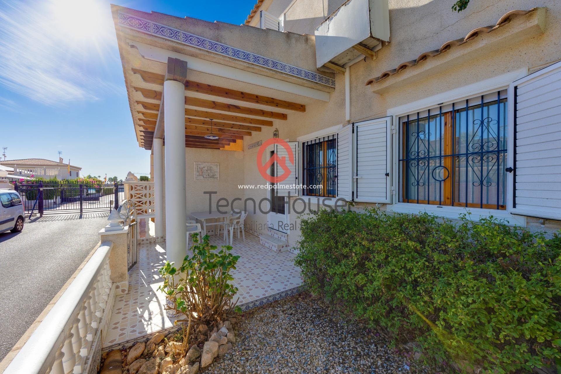 Reventa - Casa Adosada -
Orihuela Costa - Playa Flamenca