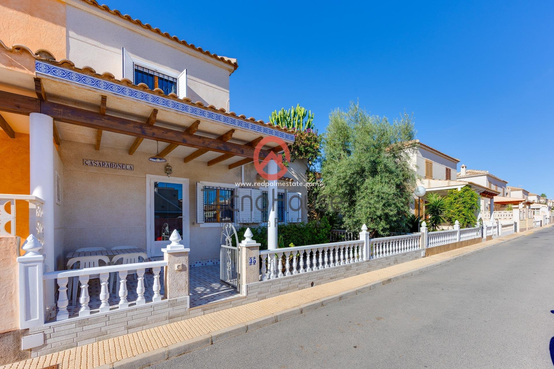 Reventa - Casa Adosada -
Orihuela Costa - Playa Flamenca