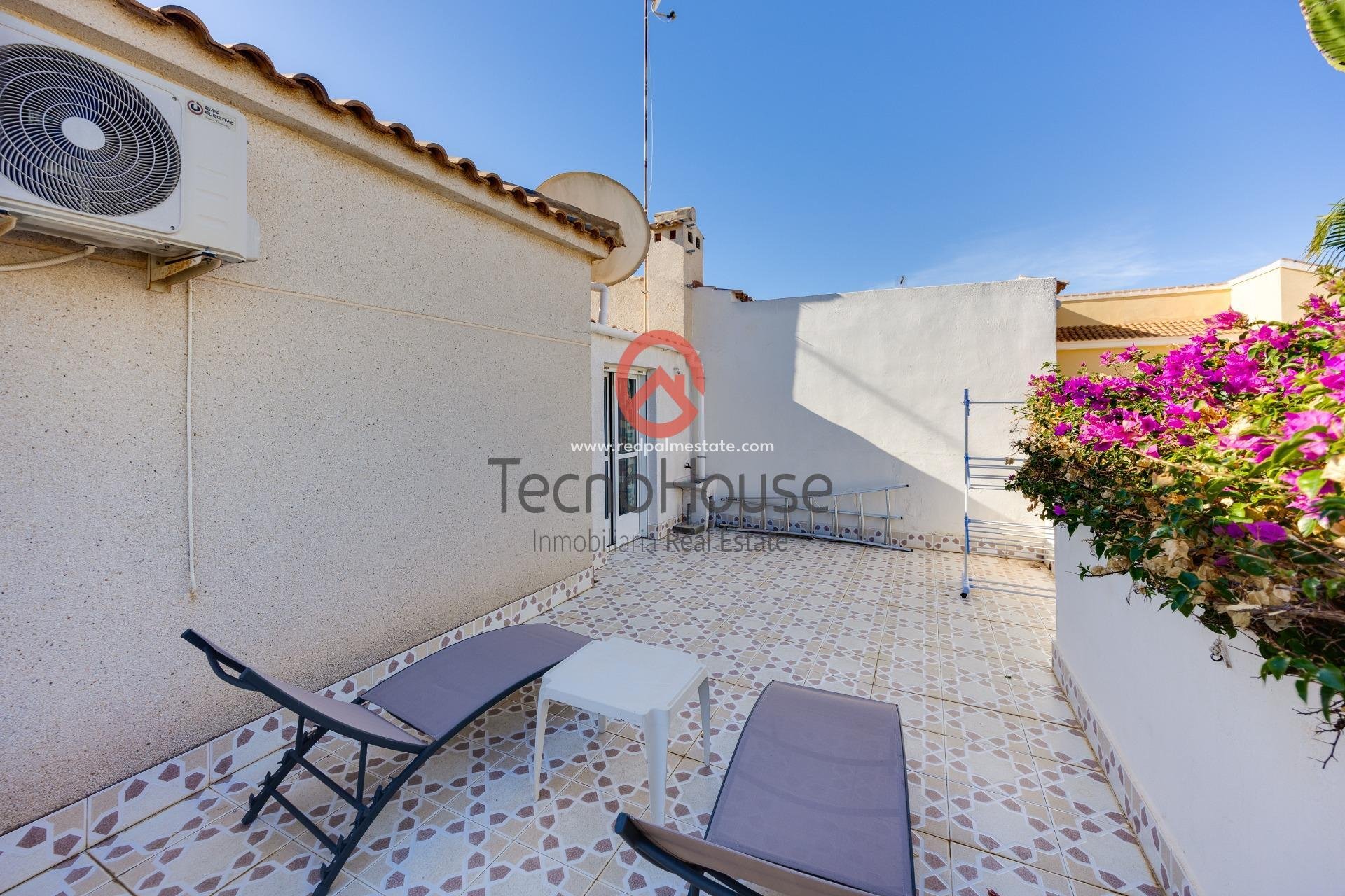 Reventa - Casa Adosada -
Orihuela Costa - Playa Flamenca