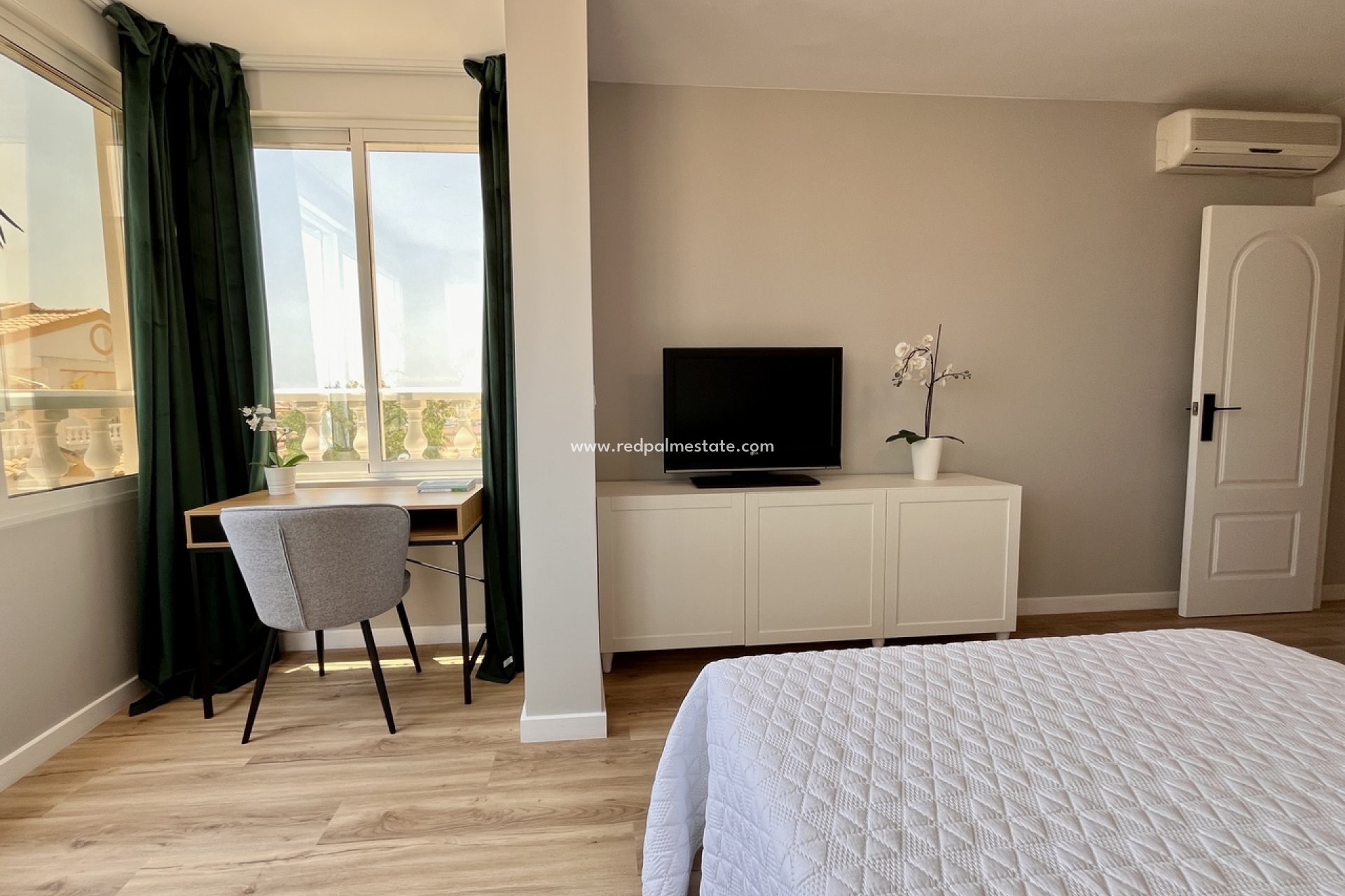 Reventa - Casa Adosada -
Orihuela Costa - Playa Flamenca