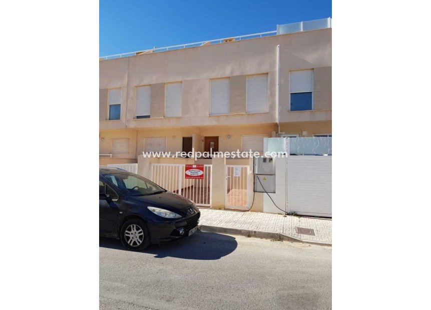 Reventa - Casa Adosada -
Orihuela Costa - Playa Flamenca