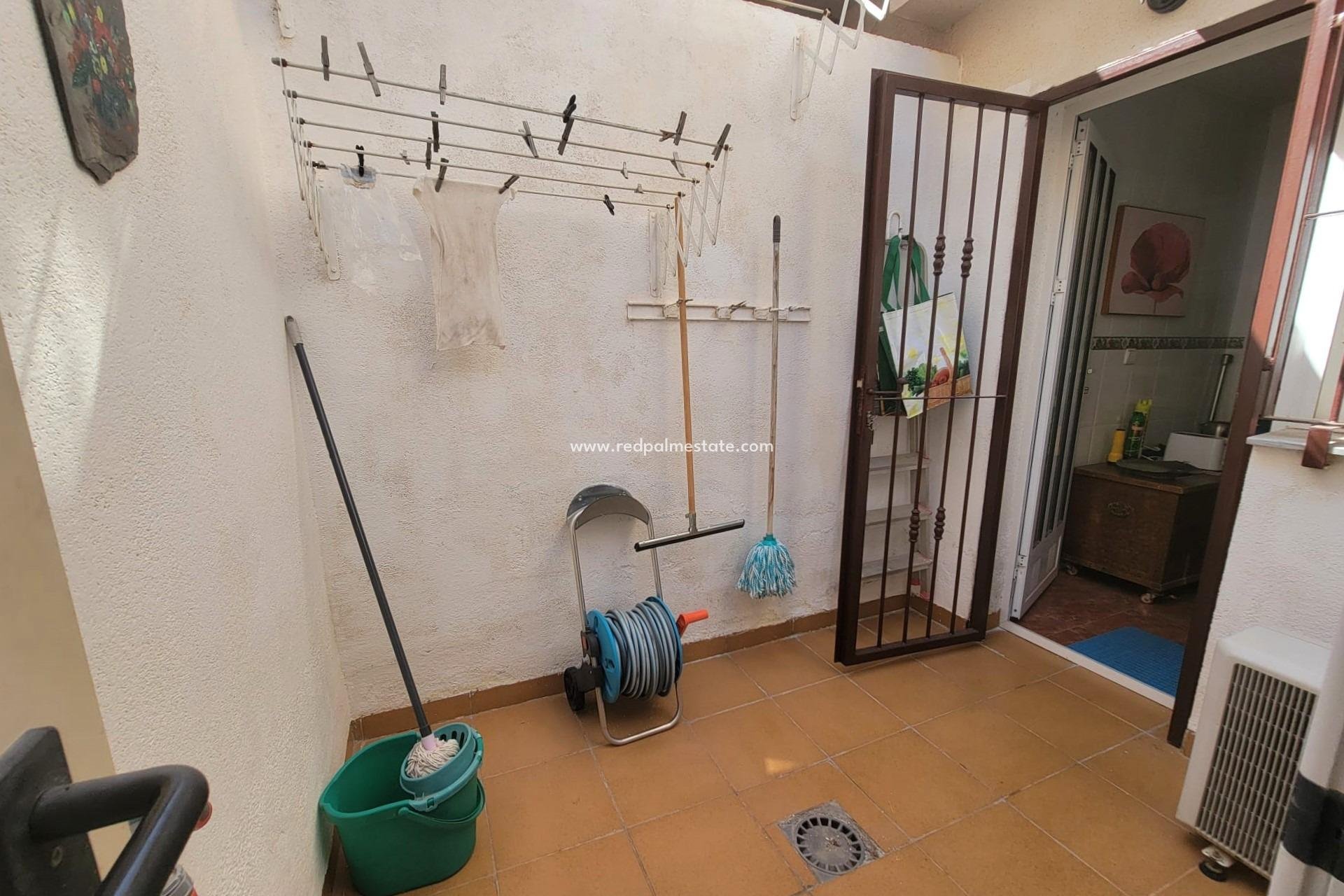 Reventa - Casa Adosada -
Orihuela Costa - Playa Flamenca