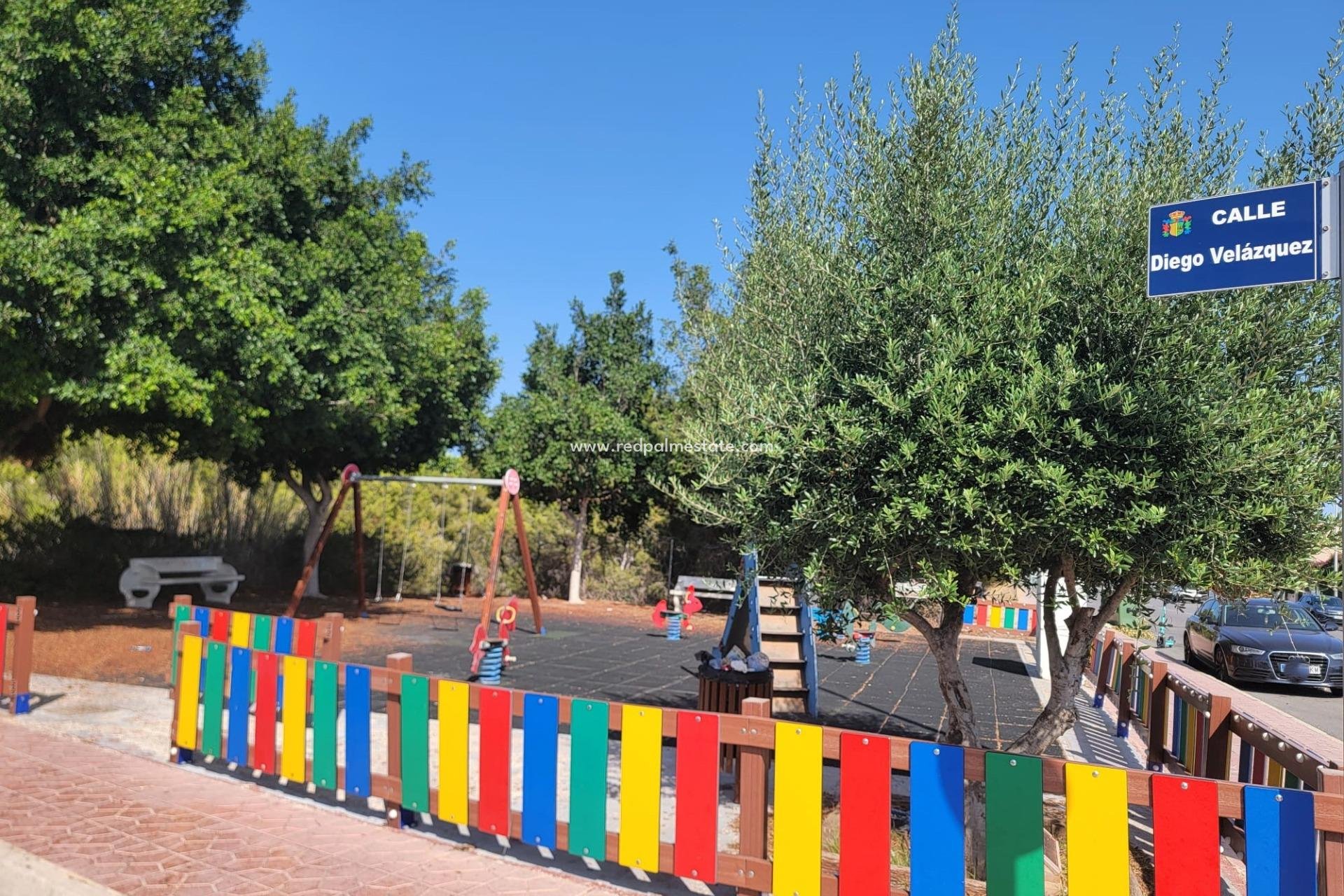 Reventa - Casa Adosada -
Orihuela Costa - Playa Flamenca