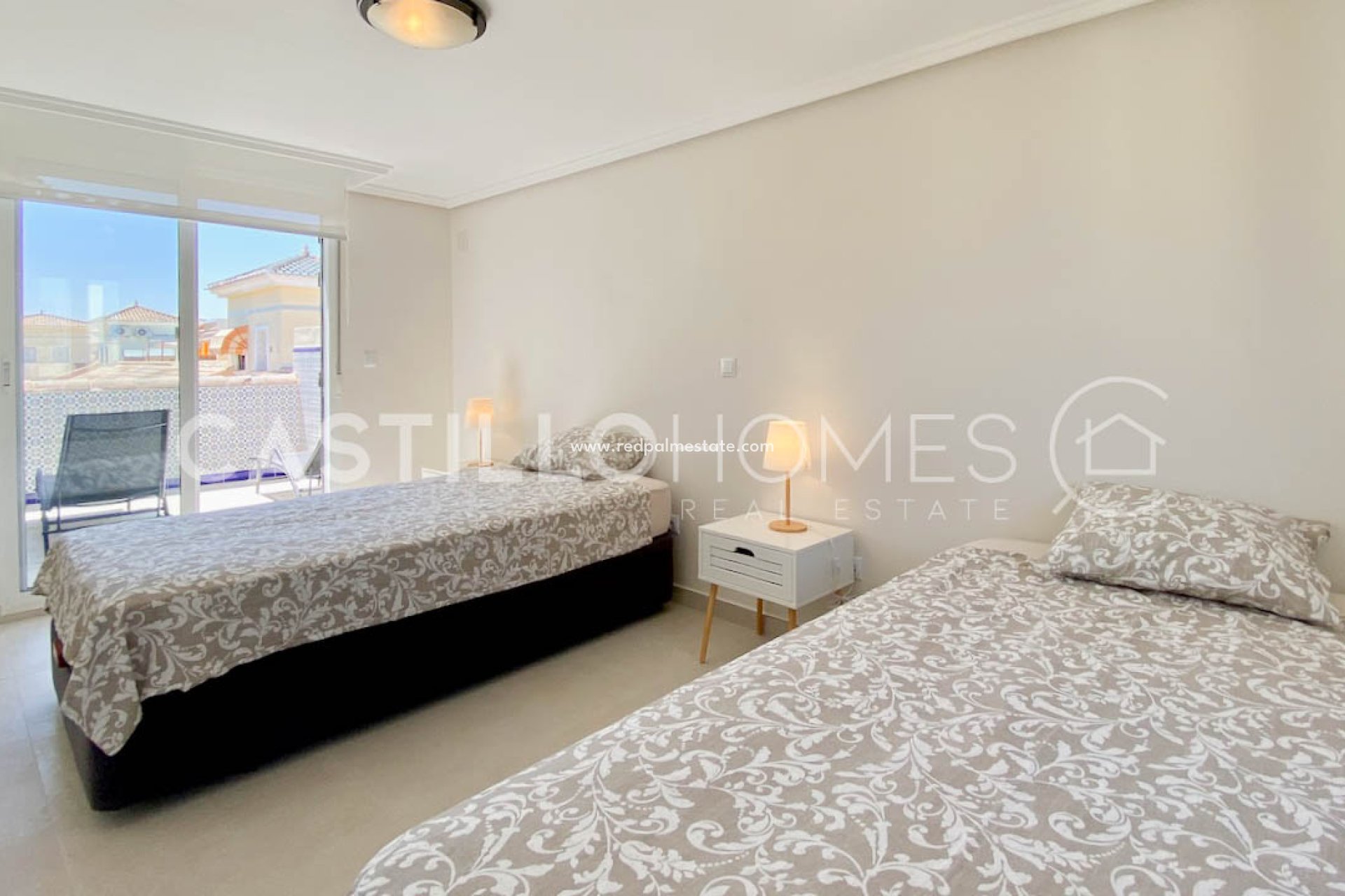 Reventa - Casa Adosada -
Orihuela Costa - Playa Flamenca