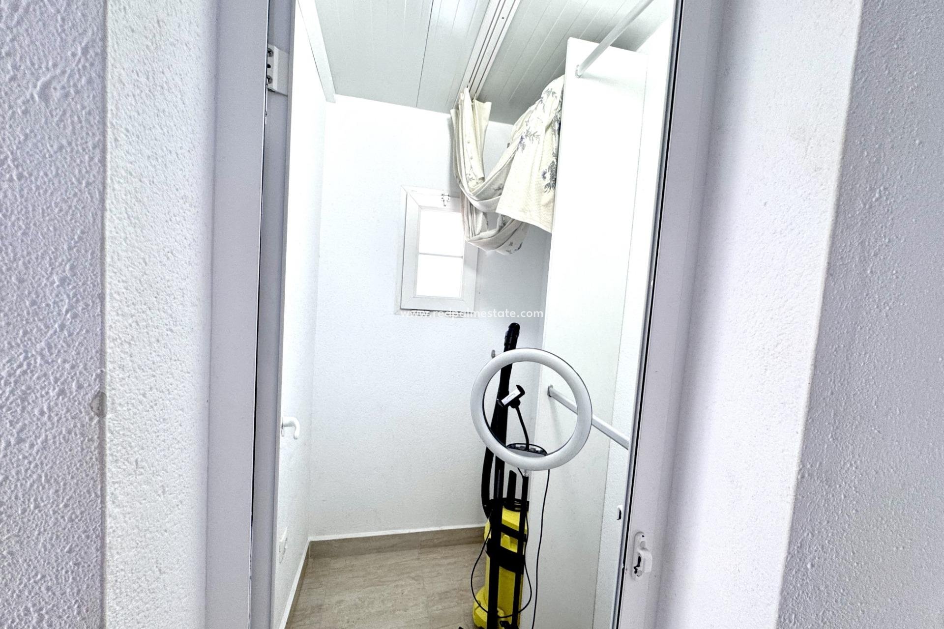 Reventa - Casa Adosada -
Orihuela Costa - Playa Flamenca