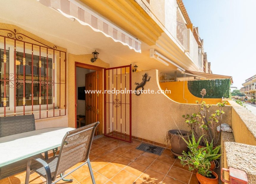 Reventa - Casa Adosada -
Orihuela Costa - Playa Flamenca